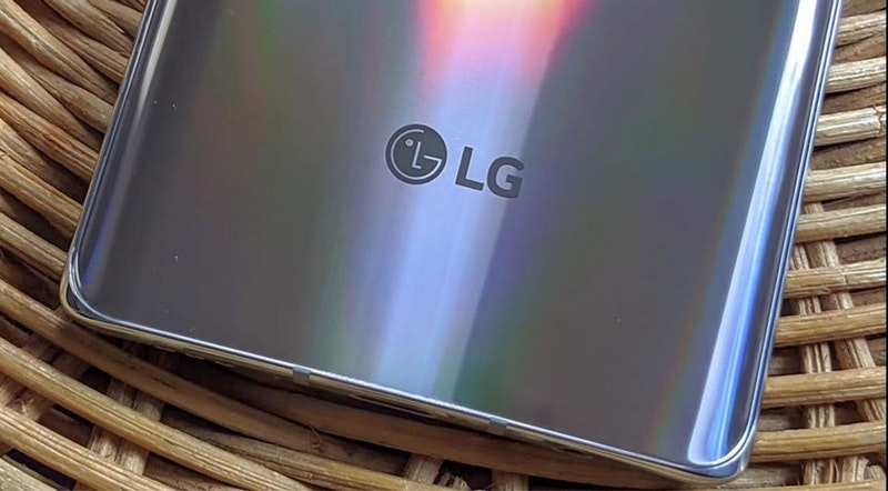 LG 手機 20 年產品回顧：多樣手機產品獨特設計、率先與時尚品合作 導入電容觸控且活用各類螢幕設計