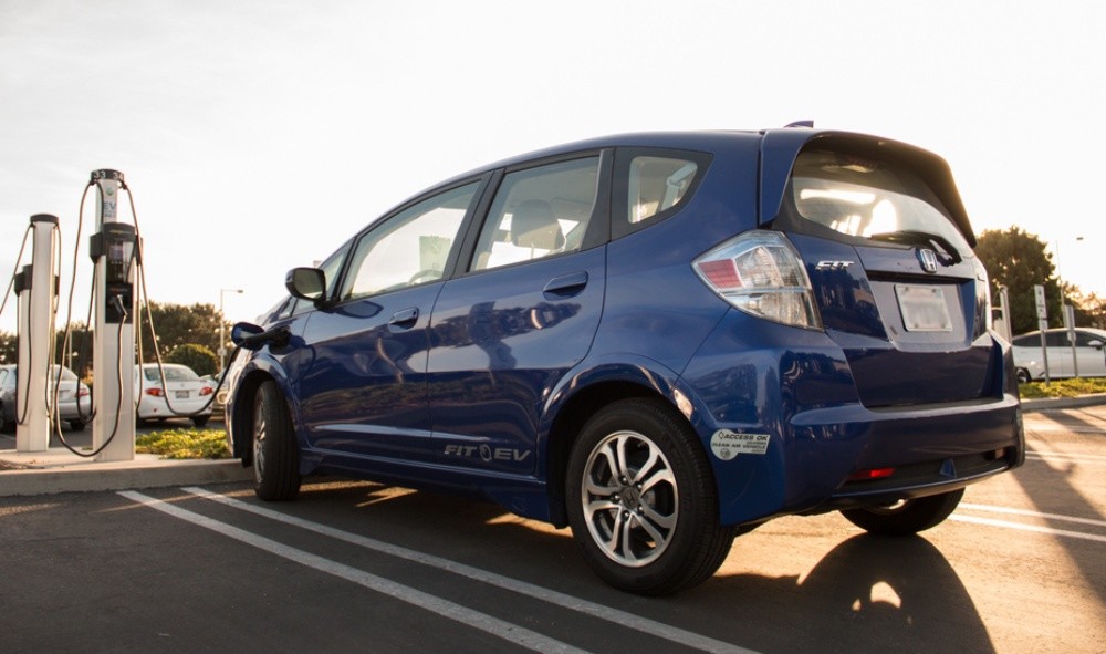 Honda 計畫 2030 年推出 30 款電動車 包含平價車款與至少兩款超跑 未來 10 年投入 5 兆日圓擴展純電動力發展項目