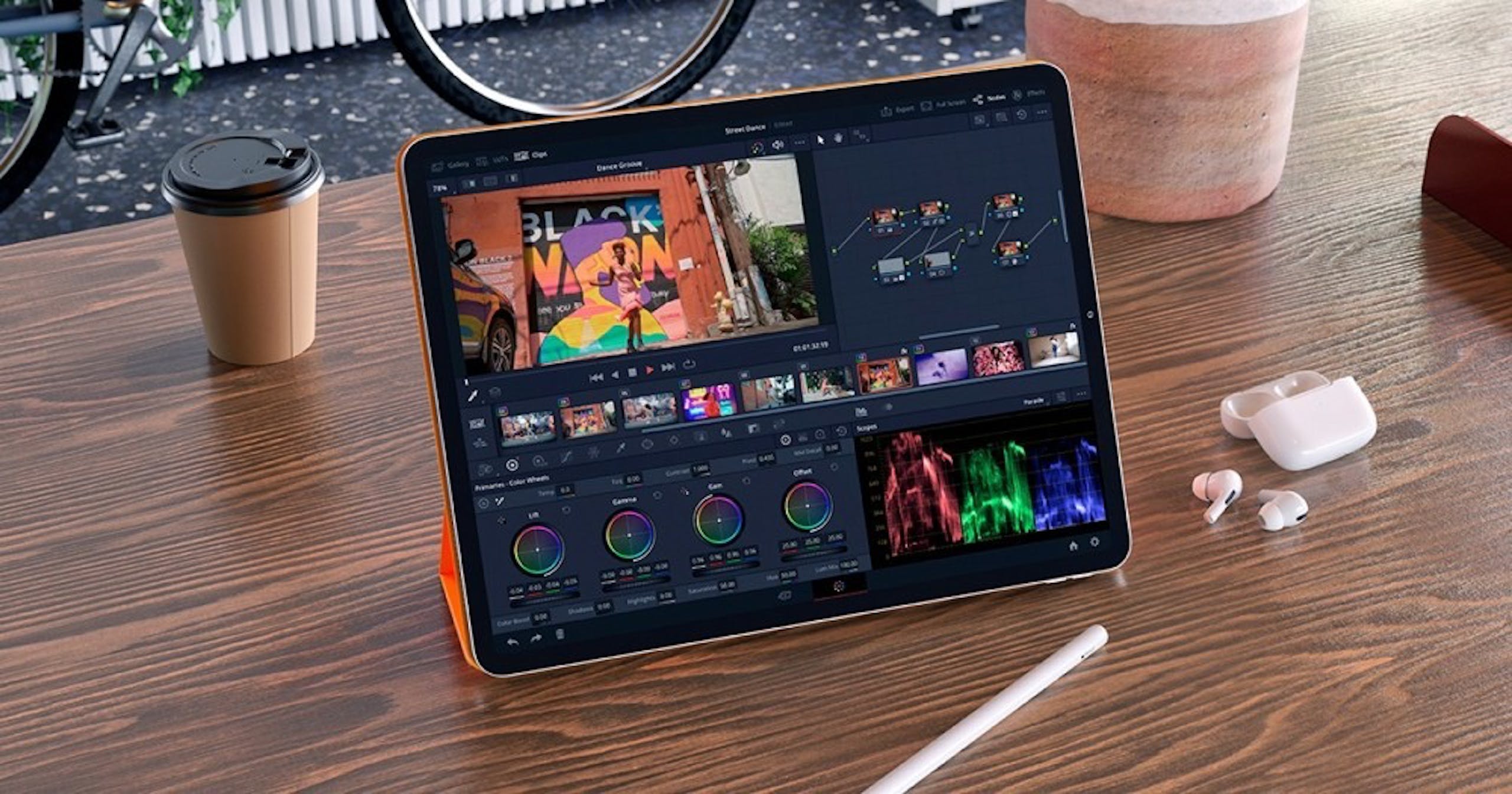 照片中提到了SW 12 AM、BL、Color Wh，包含了達芬奇解決方案、iPad 1、iPad Pro、達芬奇解決方案、Blackmagic設計