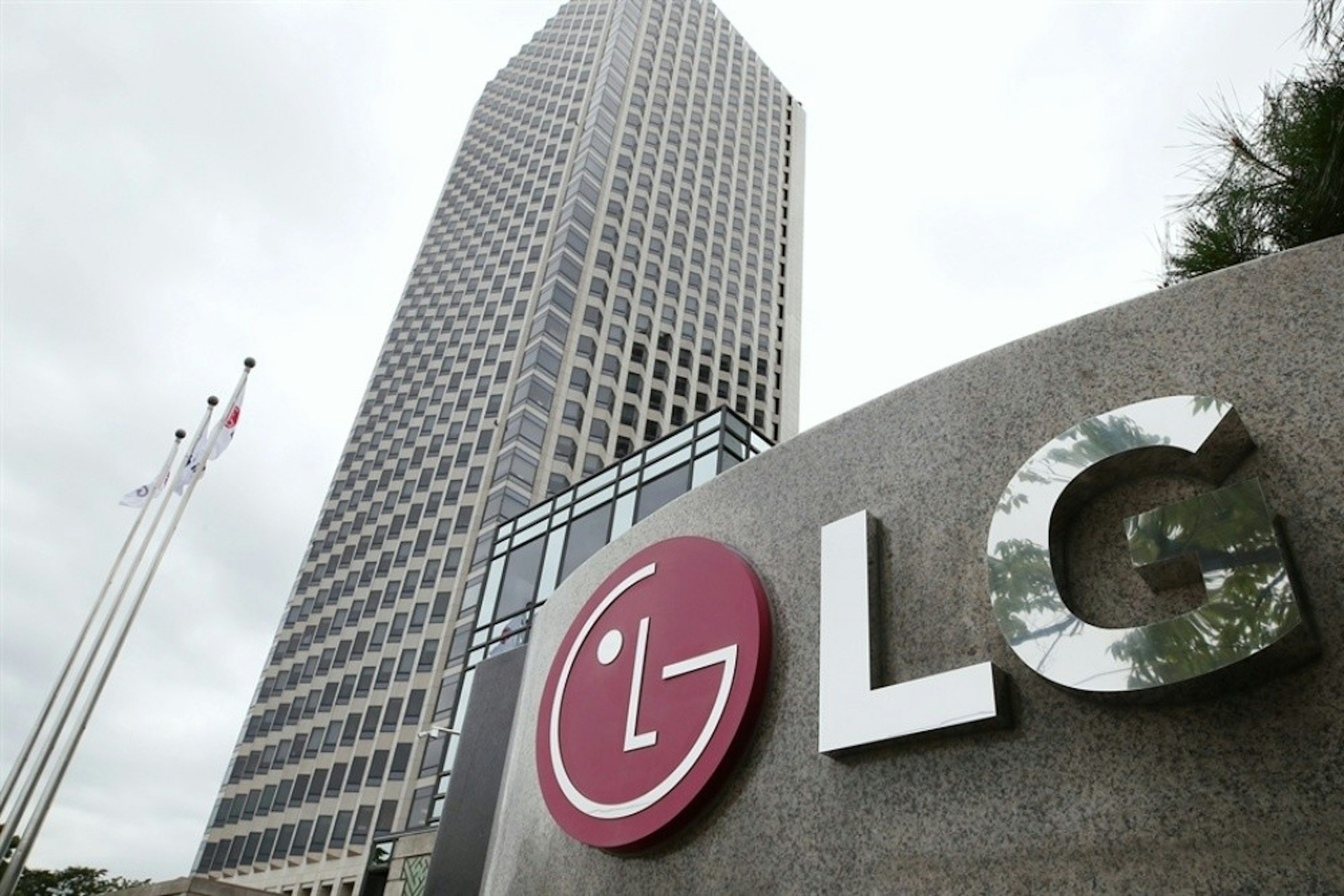照片中提到了GL，跟LG CNS有關，包含了lg韓國、南韓、LG公司、LG化學、電池