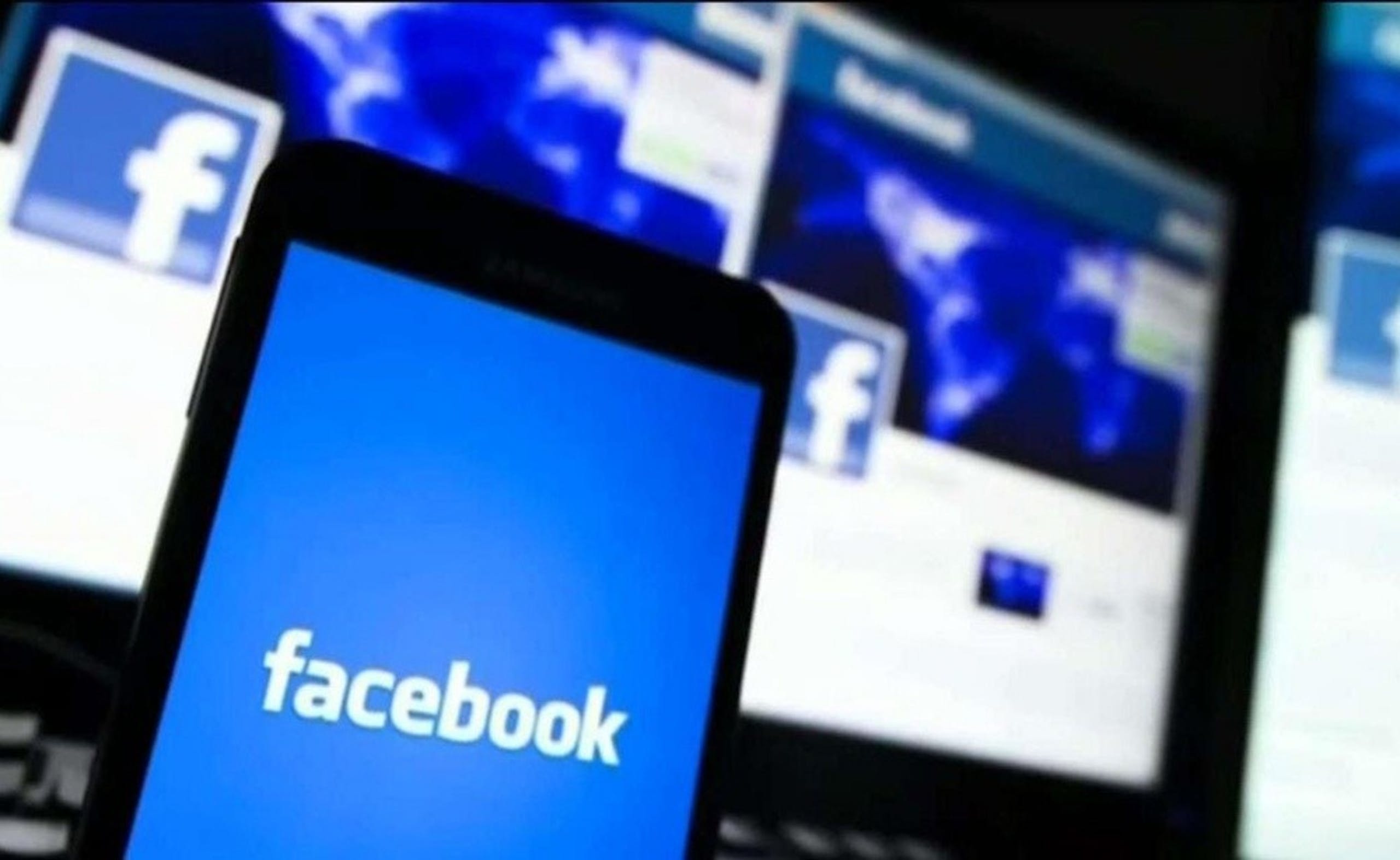 照片中提到了f、facebook,跟臉書、臉書有關,包含了電腦臉書、用戶、電腦、媒體、計算機應用