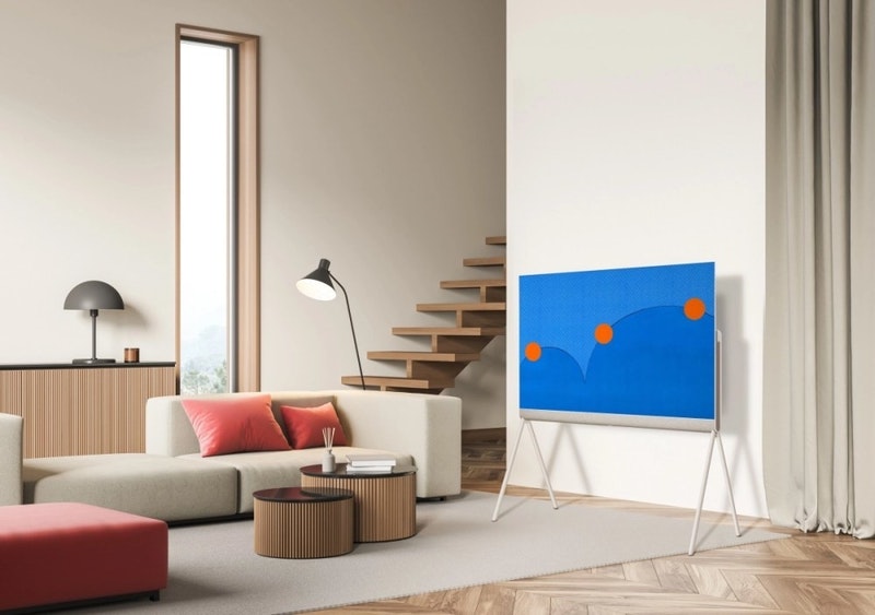 LG Posé 系列 OLED EVO 電視推出 可作為居家擺設 並配合 LG Gallery 作為數位畫架