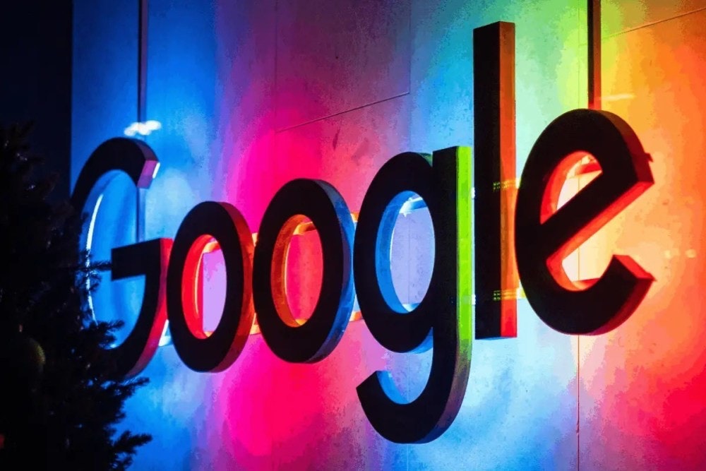 照片中提到了Google,跟谷歌有關,包含了氖、移動應用、遣散
