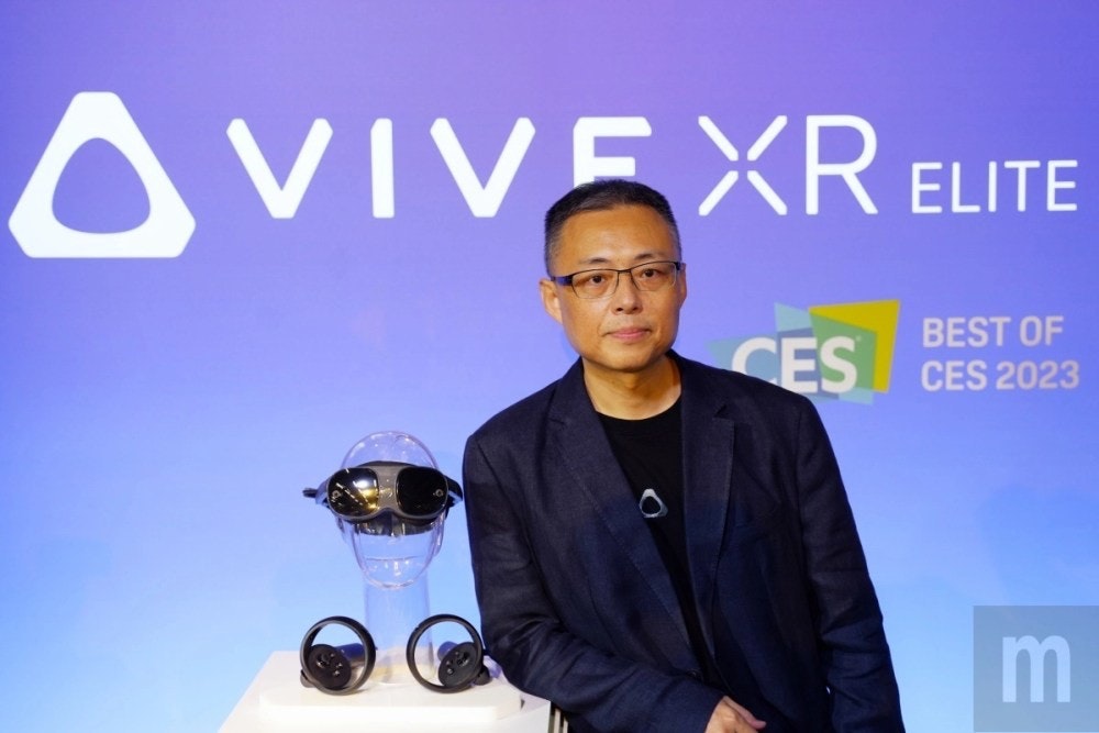照片中提到了VIVEXR ELITE、BEST OF、CES CES 2023,跟電影通行證、消費者技術協會有關,包含了HTC Vive、頭戴式顯示器、宏達電、宏達電、虛擬現實耳機