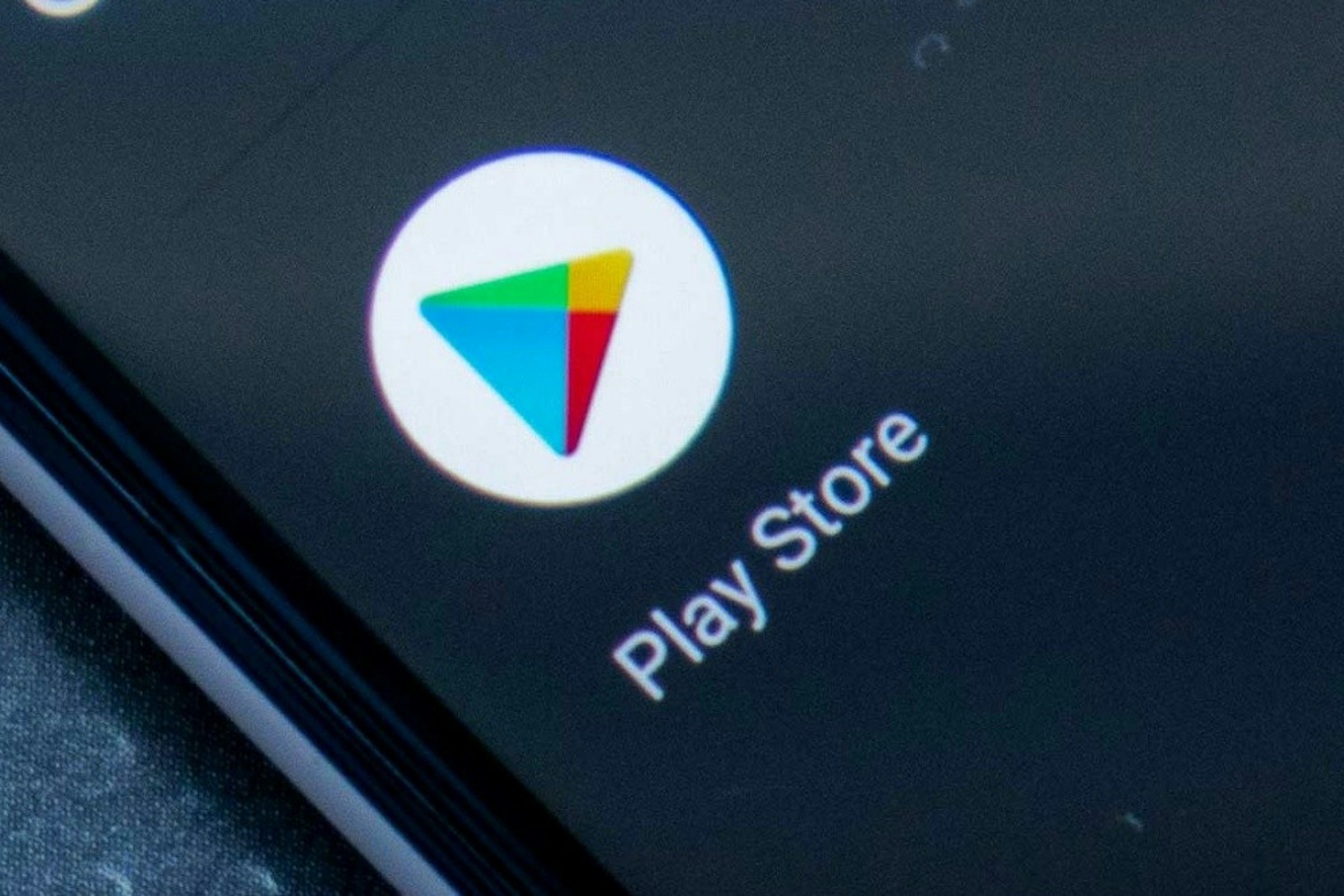 照片中提到了Play Store，跟福田汽車有關，包含了電腦牆紙、Google Play、安卓系統、移動應用、谷歌