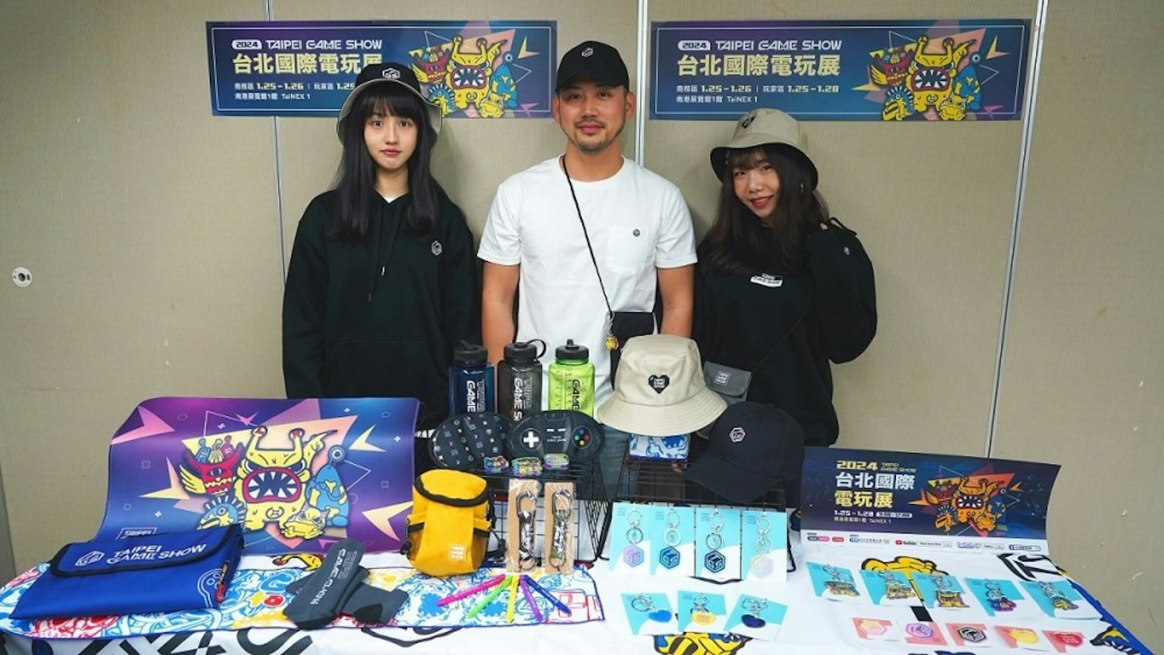 照片中提到了3、JAMESHOW、2024 TAIPEI GAME SHOW，跟雅蓋隆大學有關，包含了好玩、騙子、台北電玩展、英雄聯盟、為國王