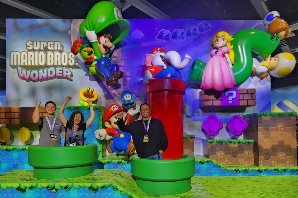 照片中提到了SUPER、MARIO BROS.、WONDER,包含了超級瑪利歐兄弟奇蹟、菲爾·斯賓塞、超級馬里奧兄弟奇蹟、馬里奧兄弟。、任天堂Switch