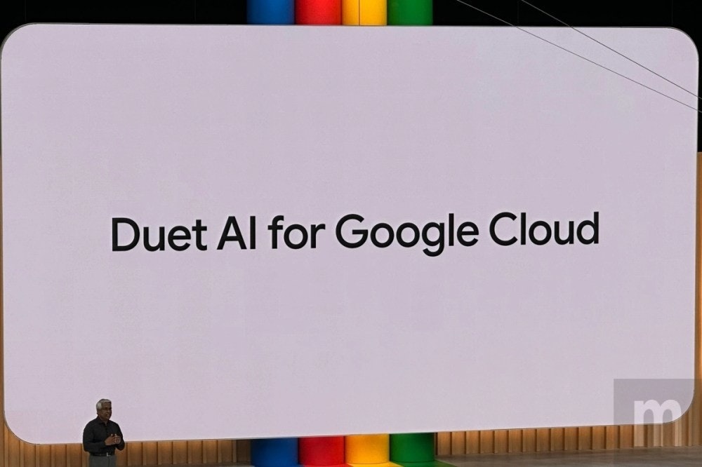 照片中提到了Duet Al for Google Cloud、m，跟母親照顧有關，包含了介紹、介紹、多媒體、文本、字形