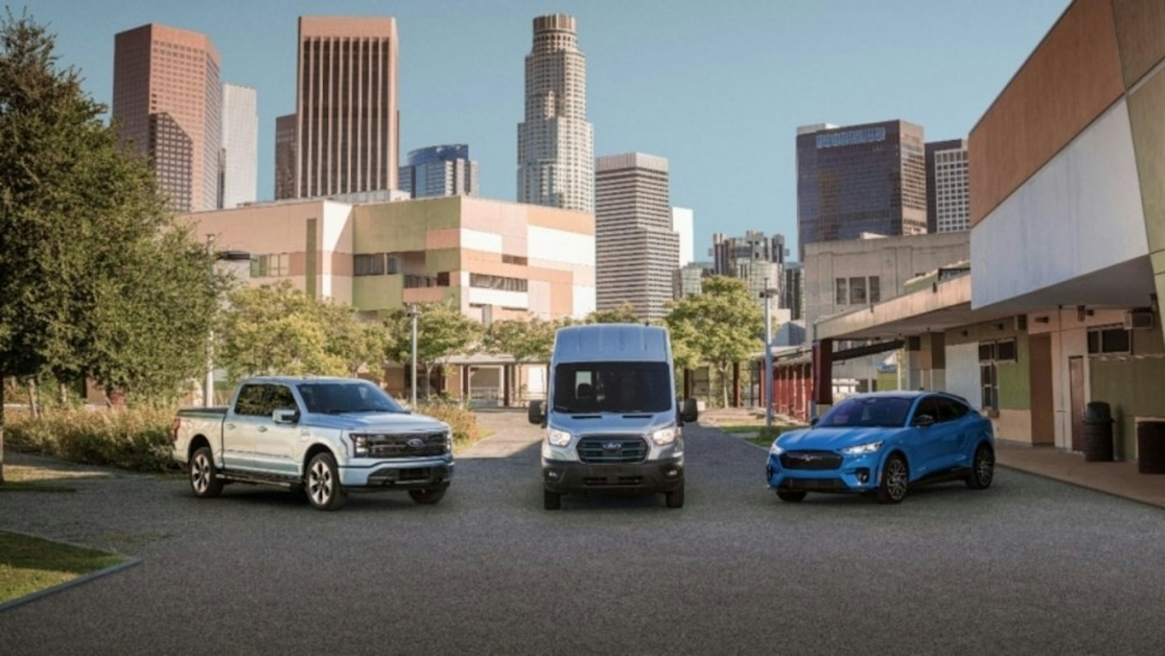 照片中提到了VERDELIBE，包含了汽車 福特 e transit 2024、福特 F-150 電動、2021 福特野馬 Mach-E、福特汽車、福特全順
