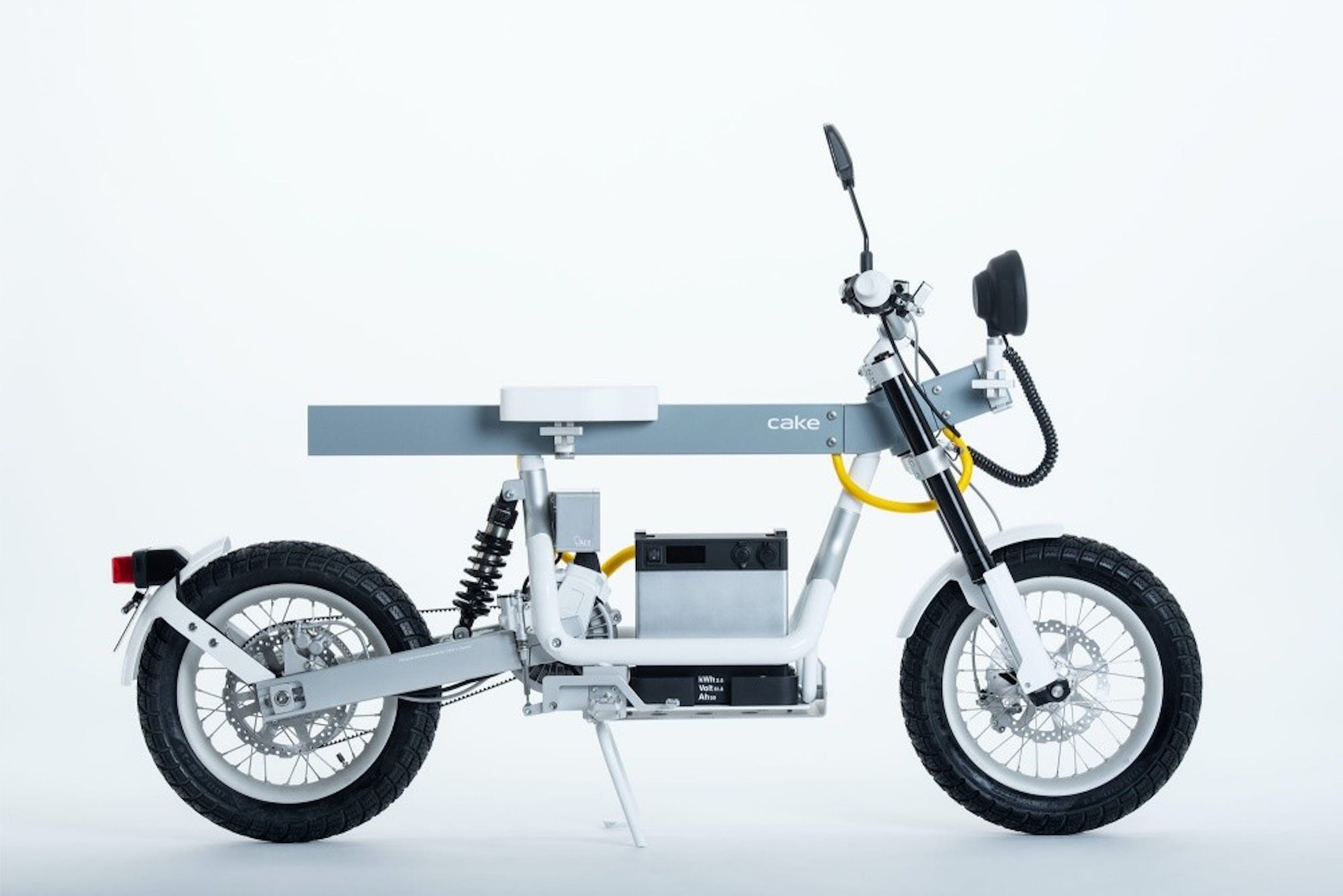 照片中提到了KWha、Volt、Ah，包含了蛋糕自行車、自行車、電動自行車、摩托車、電動摩托車和踏板車