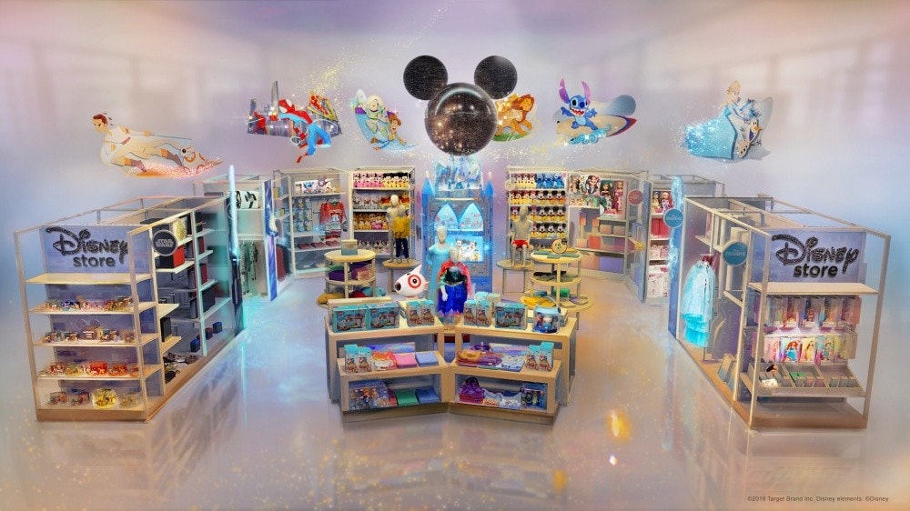 照片中提到了DISNEY、store、O，跟華特迪士尼世界、華特迪士尼世界有關，包含了迪士尼商店目標、shop迪士尼、目標、目標、迪士尼