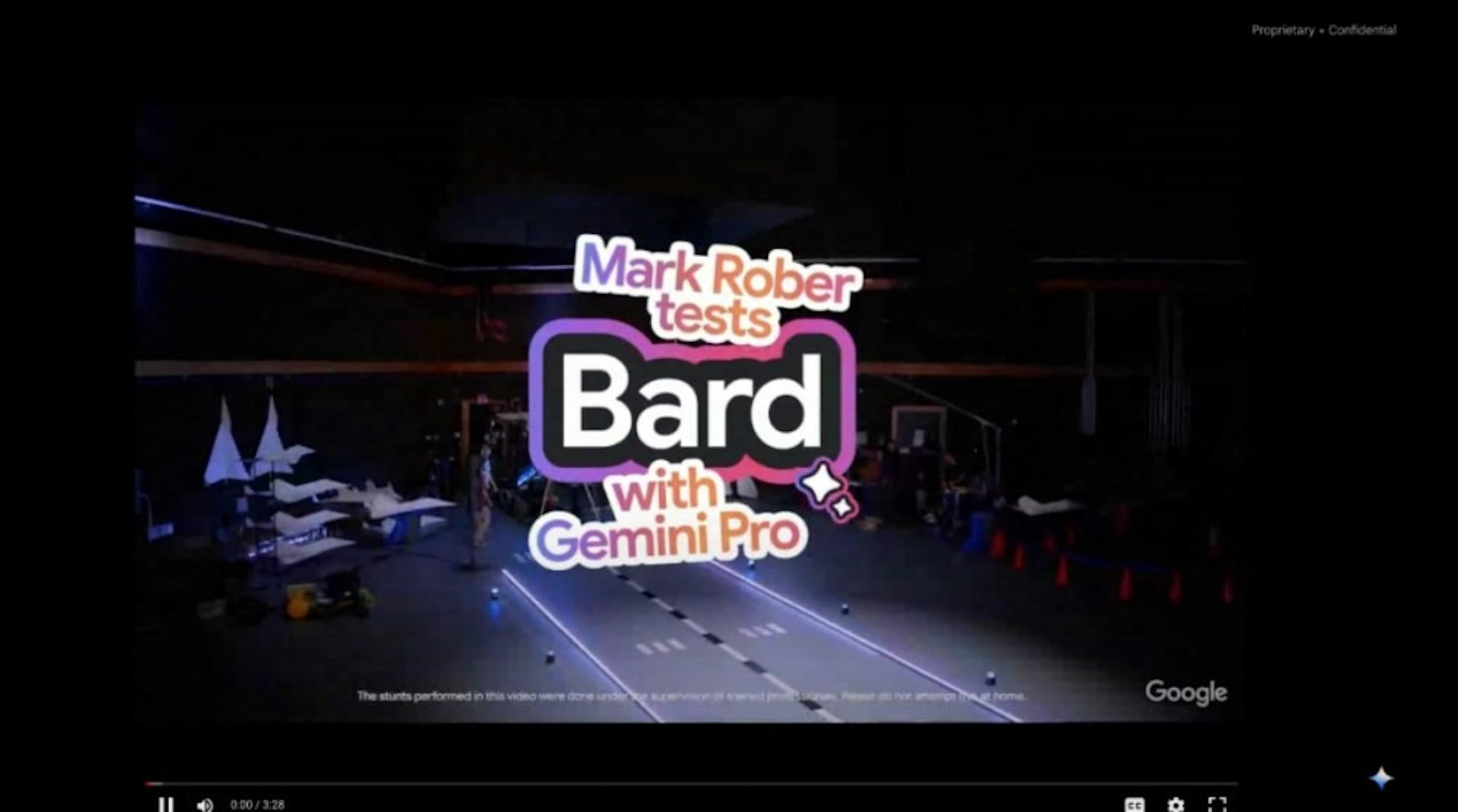照片中提到了11、0:00/3:28、Mark Rober，跟寶寶還活著有關，包含了顯示裝置、霓虹燈、電子標牌、氖、字形