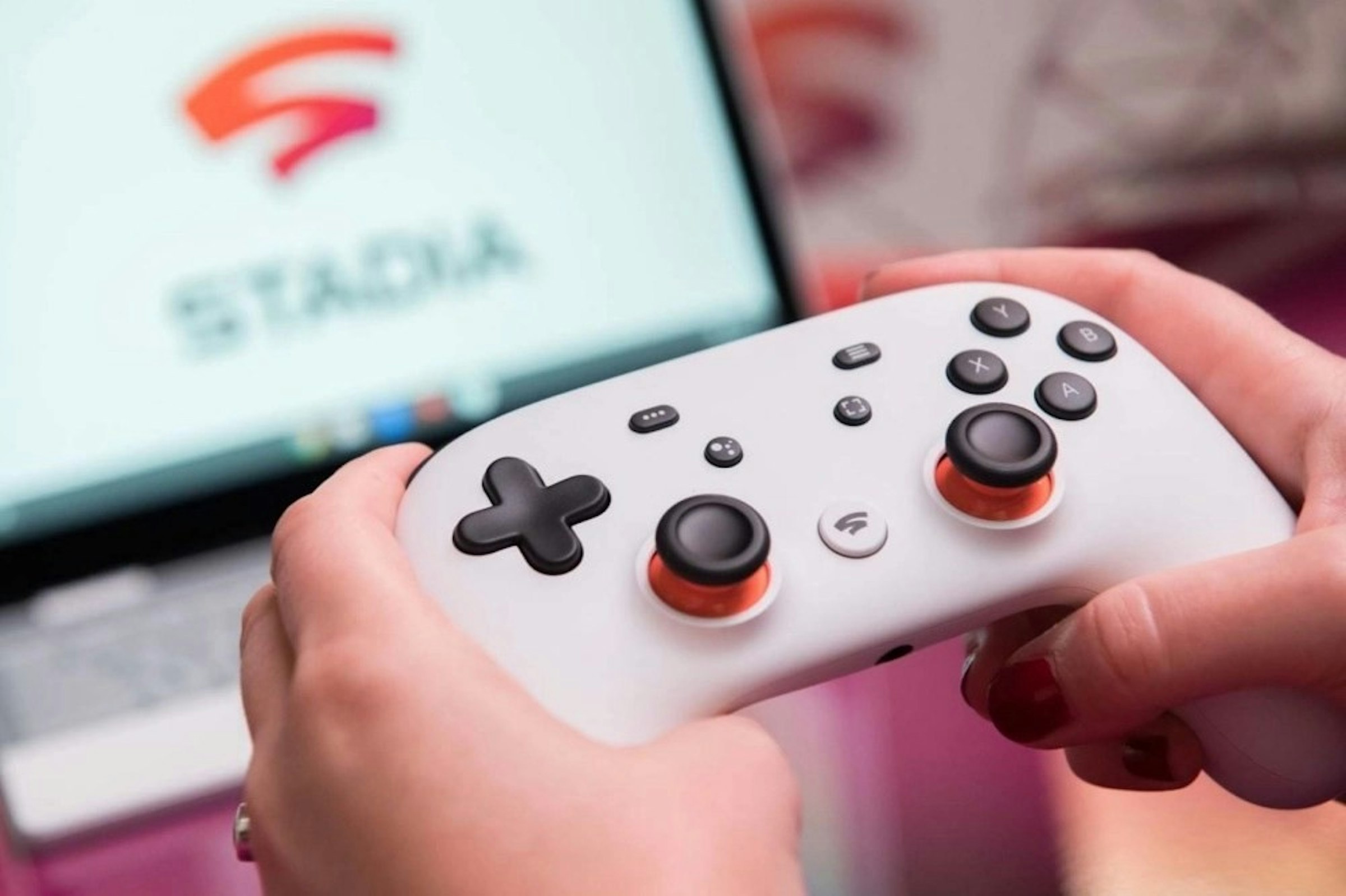 照片中提到了S，跟斯凱奇有關，包含了Google Stadia、Google Stadia、雲遊戲、谷歌、雲計算