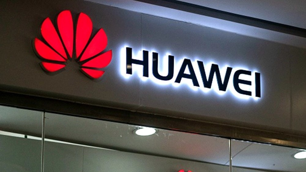 照片中提到了HUAWEI,跟了華為有關,包含了移動電話、華為FreeBuds 3