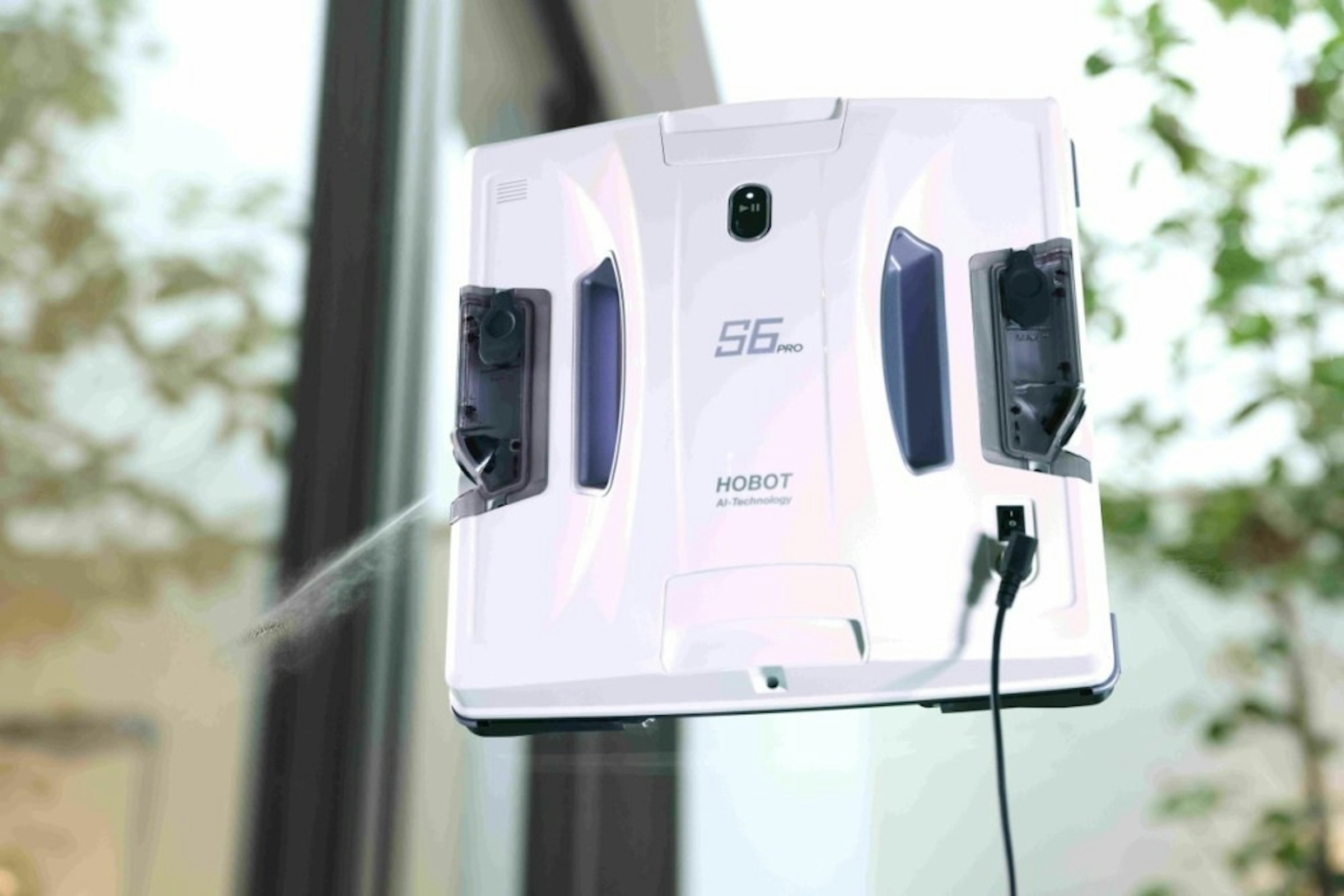 照片中提到了S6PRO、HOBOT、Al-Technology，包含了即時相機、徠卡相機、相機、窗口、徠卡相機股份公司