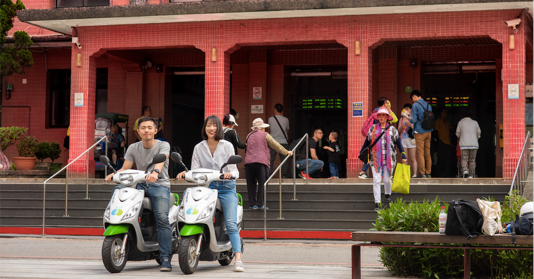 Car, Street, Ruifang railway station, House, Pedestrian, City, rueifang station, People, Transport, Mode of transport, Vehicle, Street, Pedestrian, Leisure, Building, Tourism, Vacation