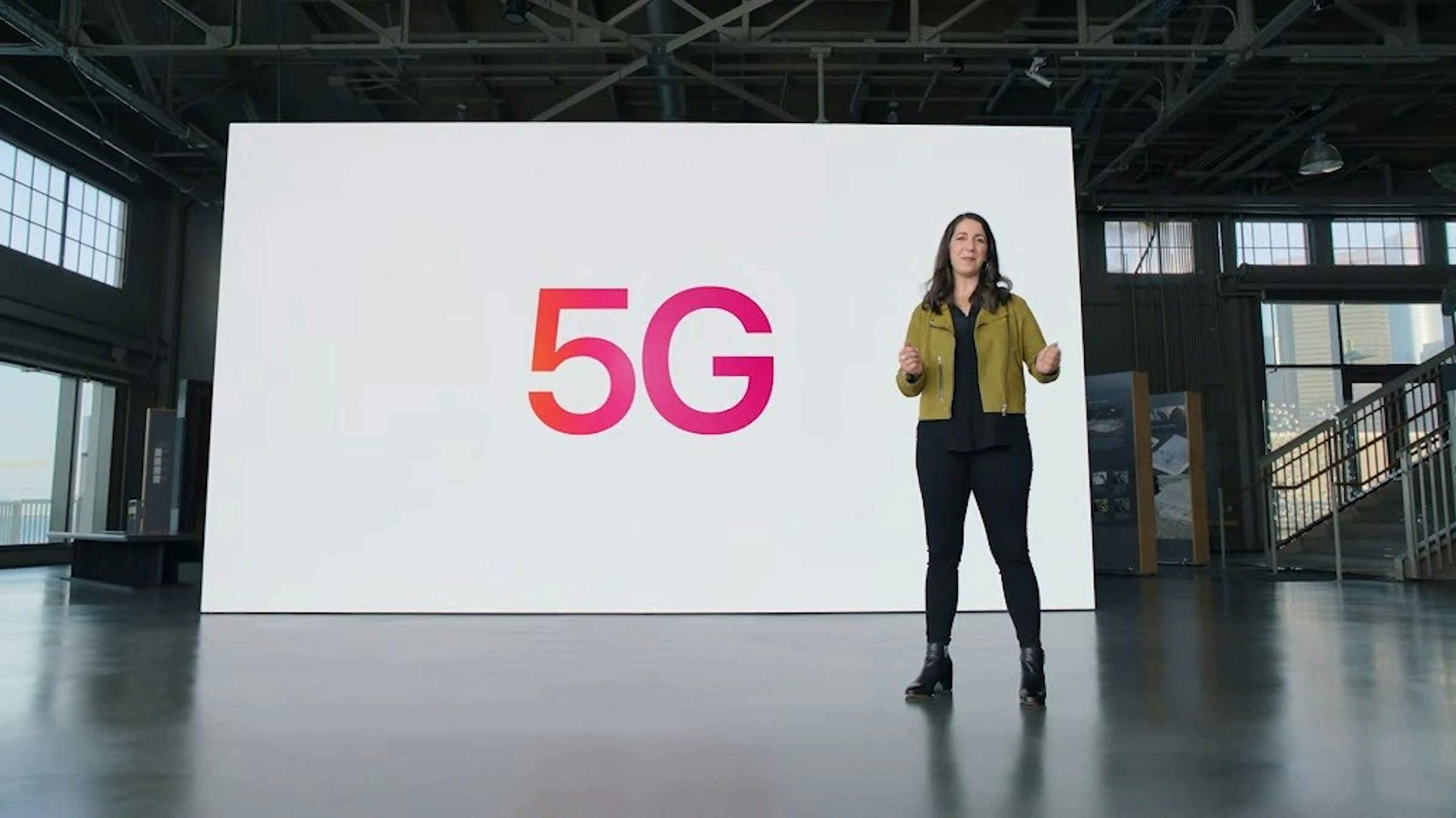 照片中提到了5G，包含了設計、顯示裝置、時尚、網絡、YouTuber