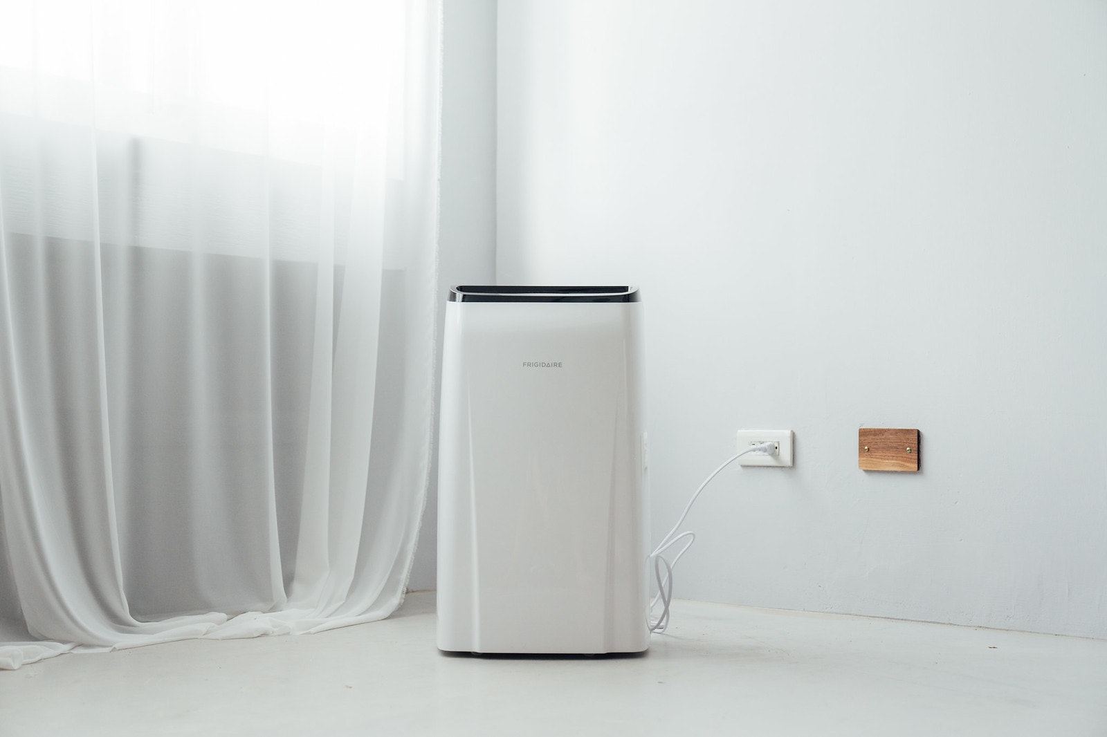 照片中提到了FRIGIDAIRE,包含了大家電、器具、冷風、大家電、冰箱
