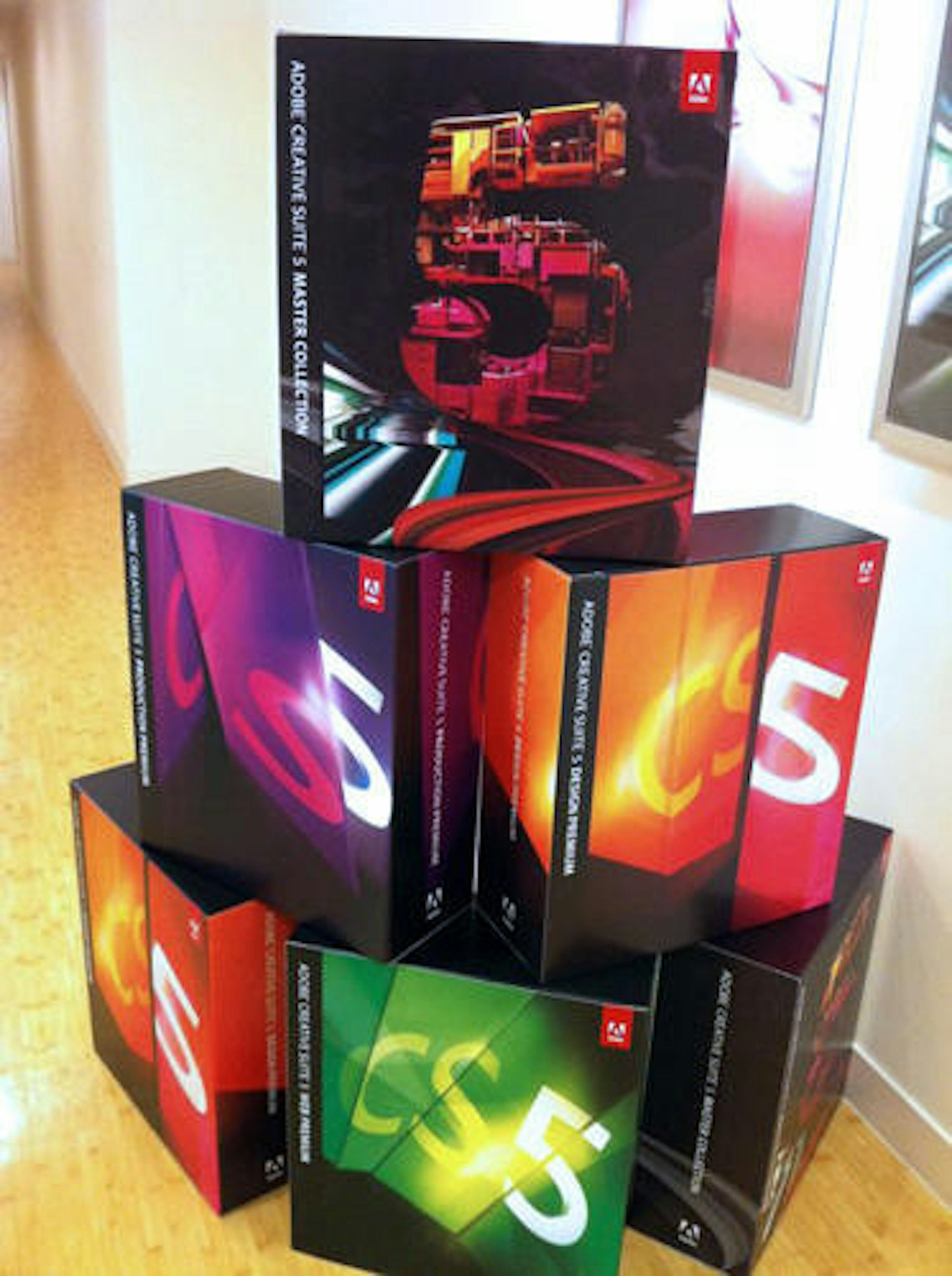 是Adobe 請大家免費體驗最新版 CS 5.5 喲！這篇文章的首圖