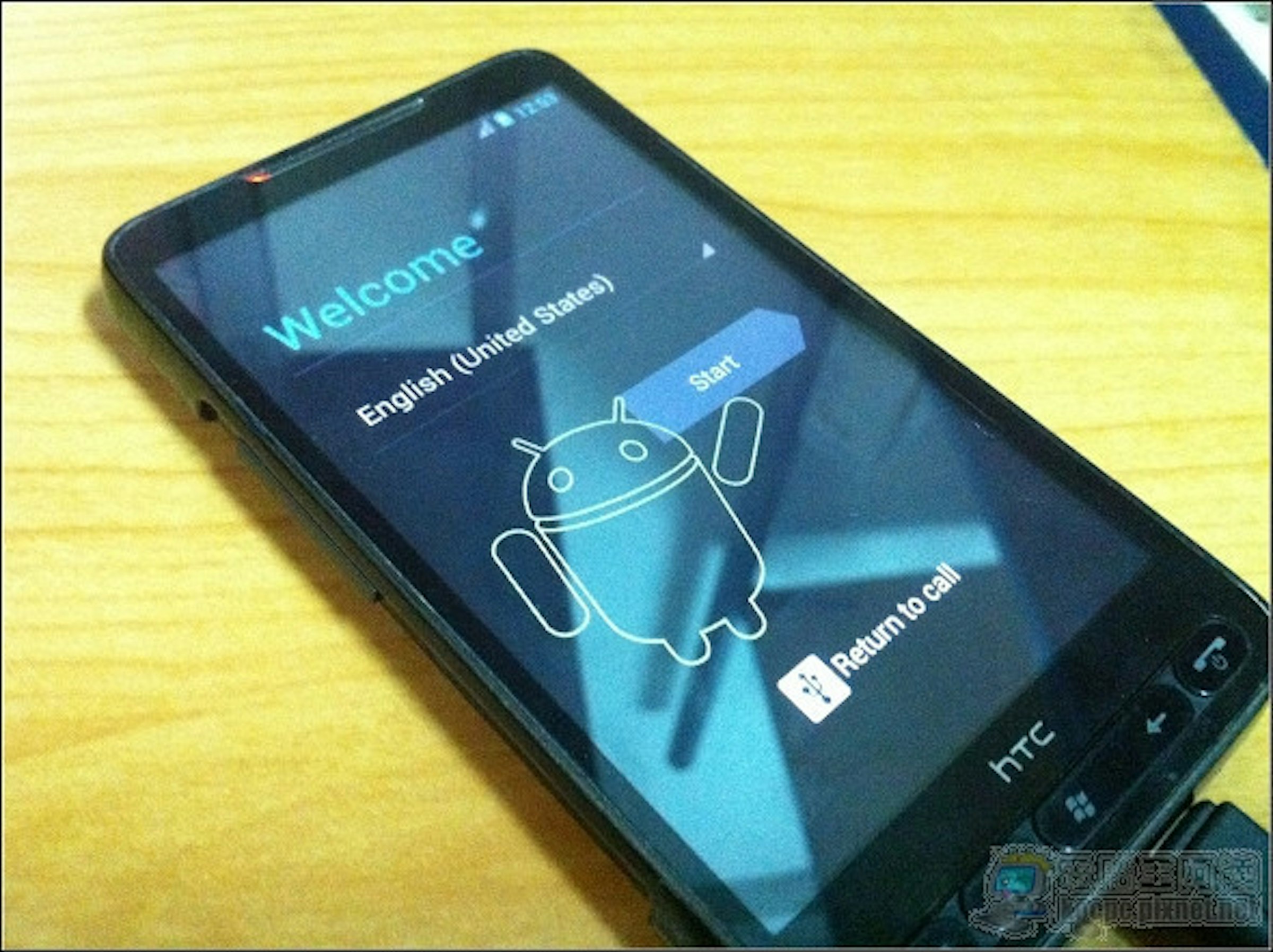 是 HTC HD2 直刷 ICS Android 4.0（CWM Recovery安裝）教學這篇文章的首圖