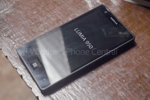 是Nokia下一代旗艦機種Lumia 950外觀照曝光？這篇文章的首圖