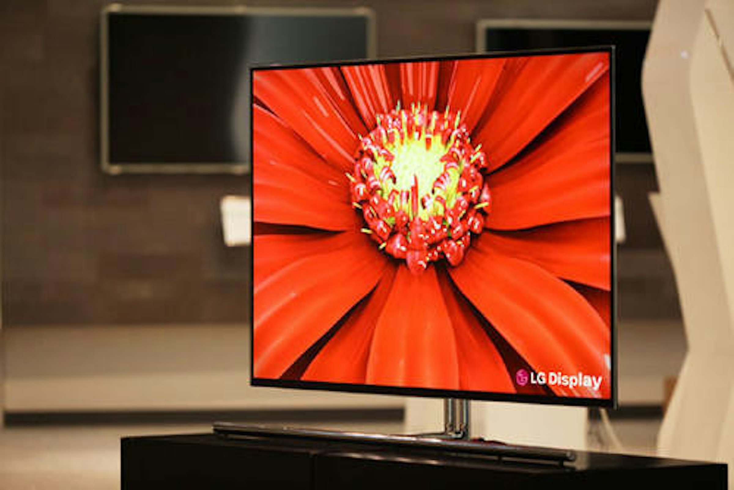 是LG Display的55吋OLED即將於下個月的CES展現身這篇文章的首圖