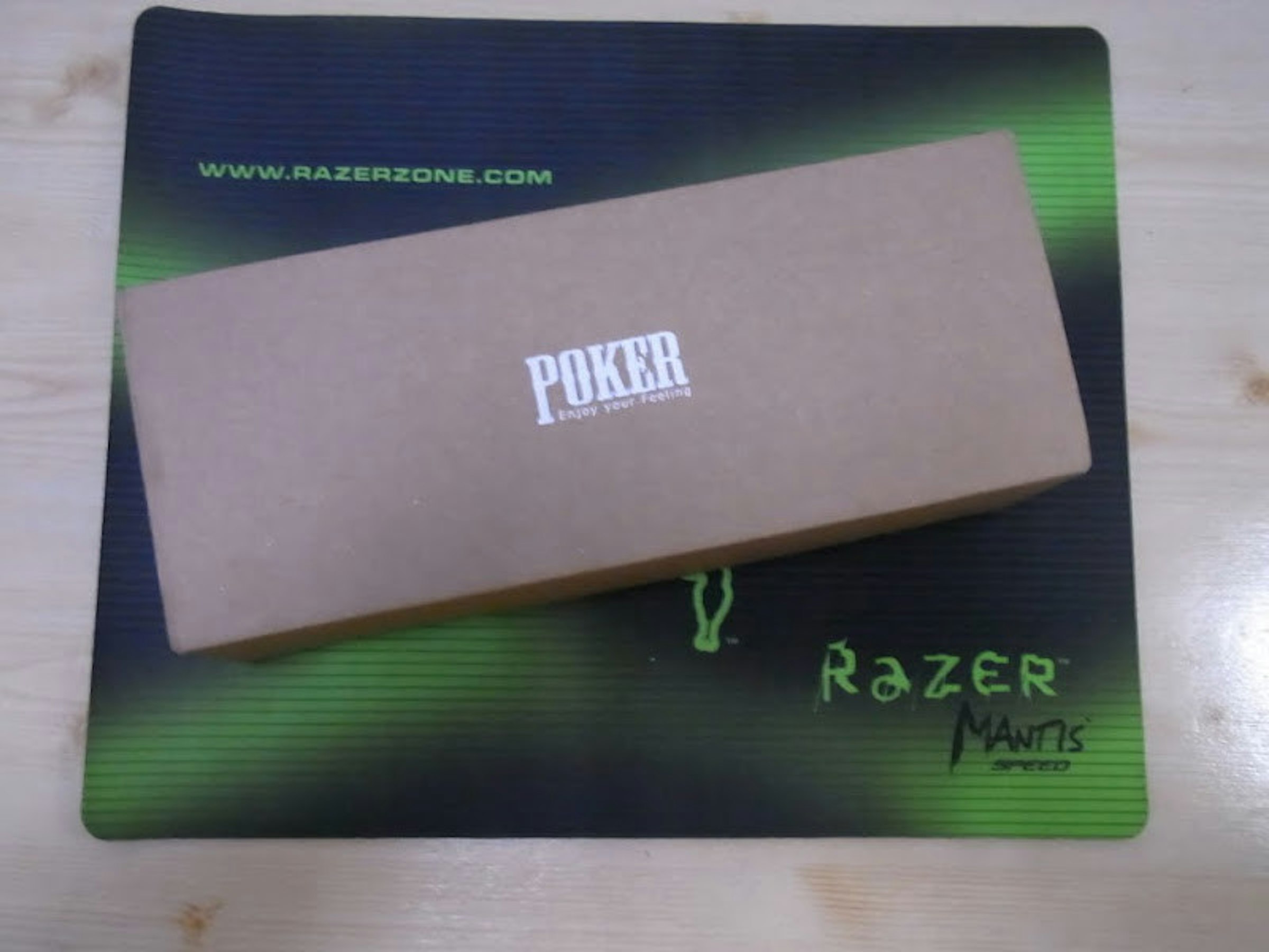 是Poker預購案，預購期10天，最慢於月底出貨這篇文章的首圖