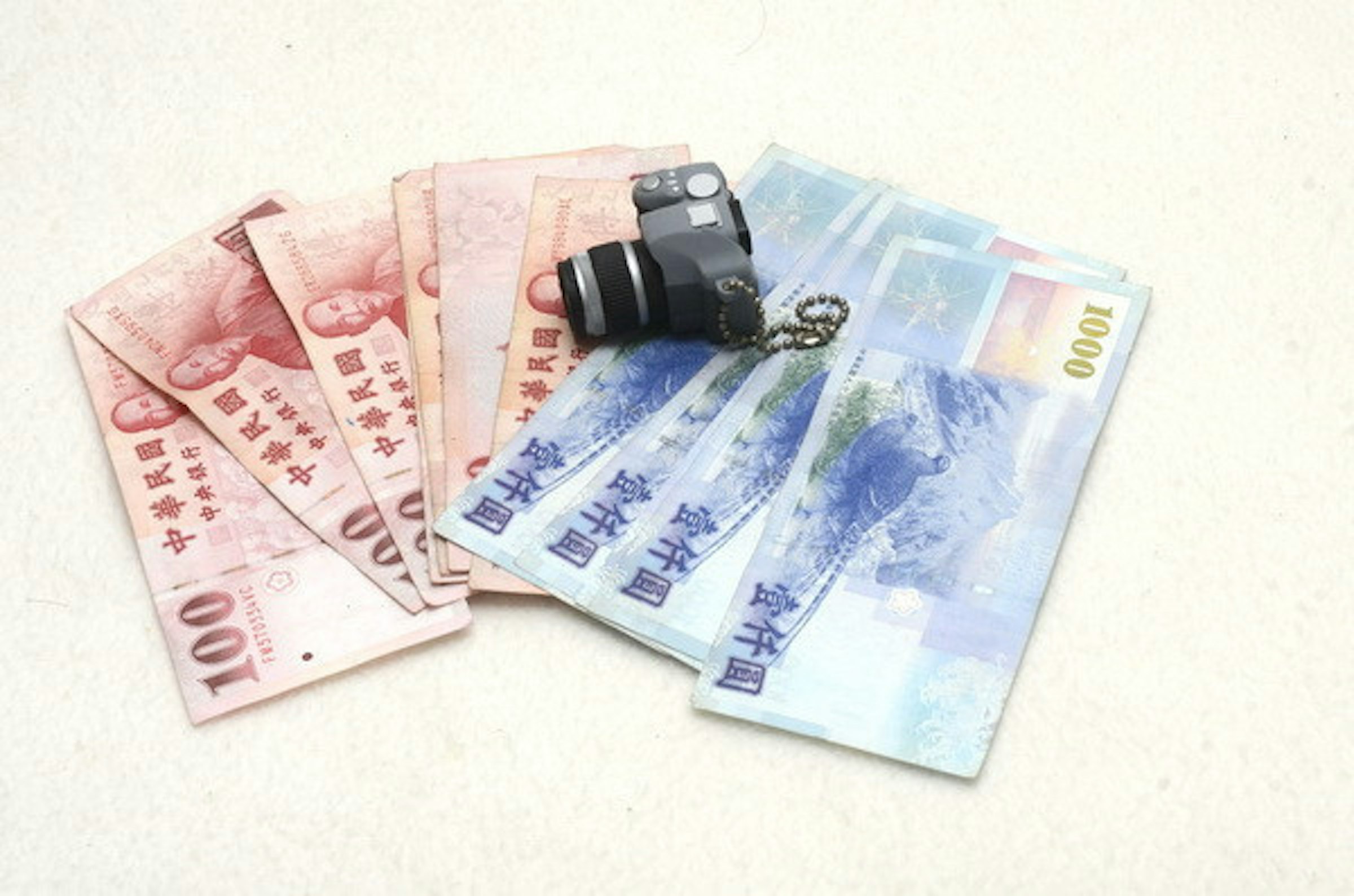 是2012年最超值（值得購買、具影響力、優異……）的產品  這篇文章的首圖