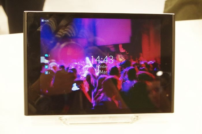 是MWC 2015 ：源自 Nokia Meego 團隊、搭載 SailfishOS 的 Jolla Tablet 平板動眼看這篇文章的首圖