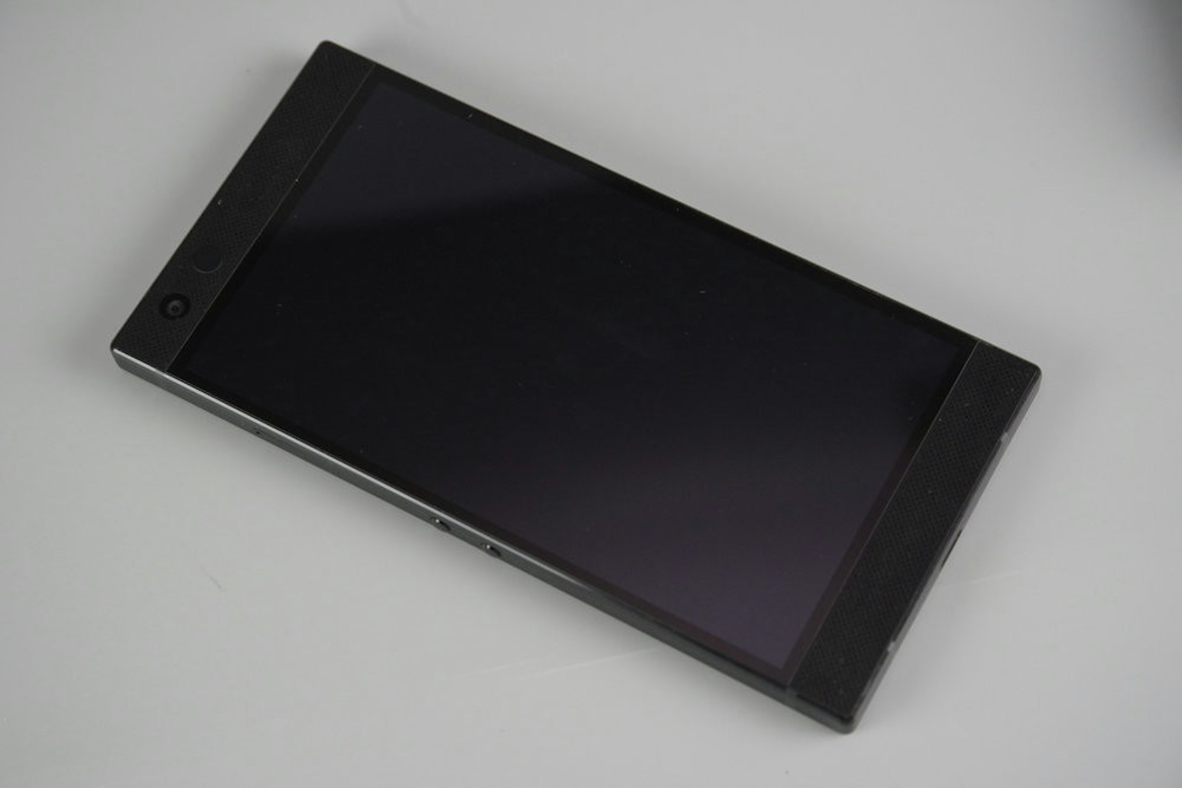 Smartphone, , Display device, Product design, Laptop, Electronics, Product, Design, Computer Monitors, iPhone, smartphone, gadget, electronic device, mobile phone, technology, communication device, portable communications device, smartphone, product, display device, electronics