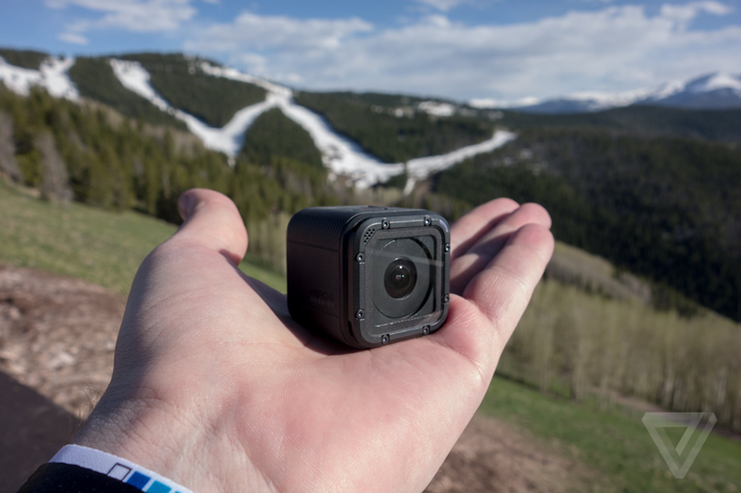 更小巧、更精簡的GoPro 成員來了，歡迎GoPro Hero 4 Session (93453