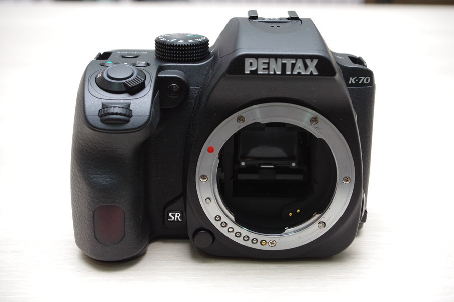 Pentax 首款搭載焦平面對焦機種， Pentax K-70 動手玩(111707) - Cool3c