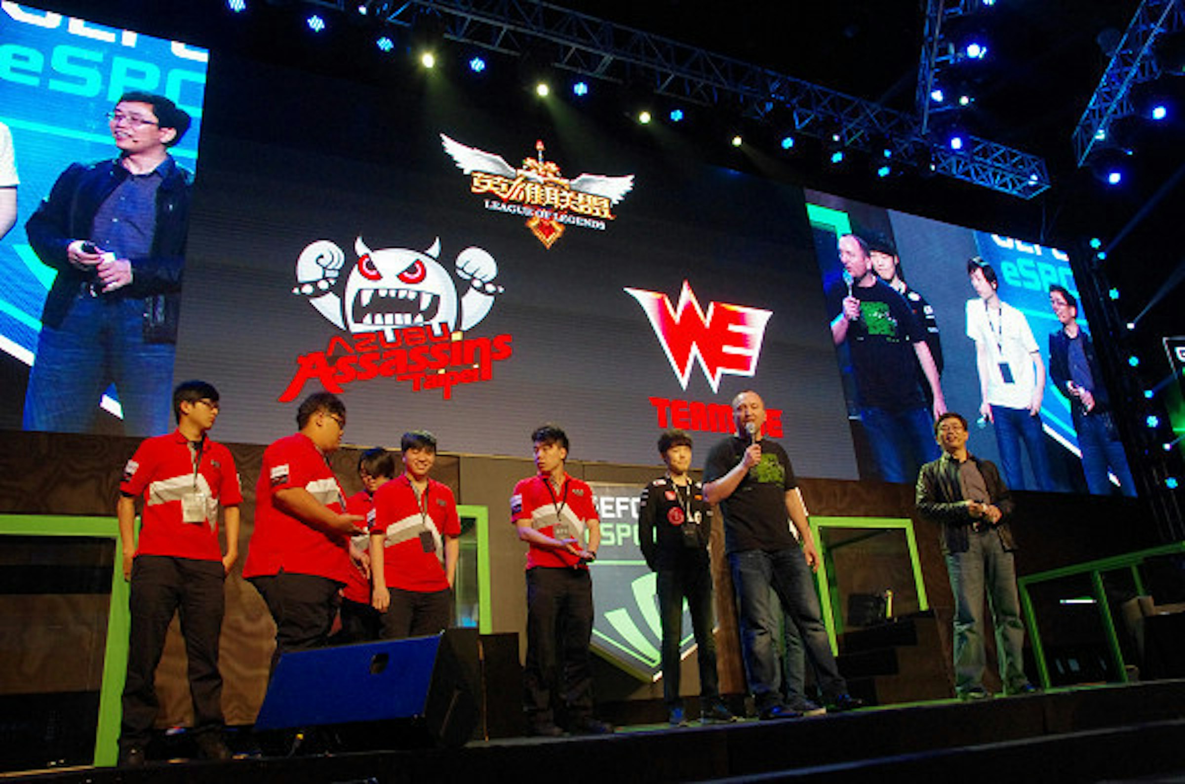 是NVIDIA 2013 GeForce eSport 於上海上大廣場熱烈舉辦，新世代顯卡外觀首度曝光這篇文章的首圖