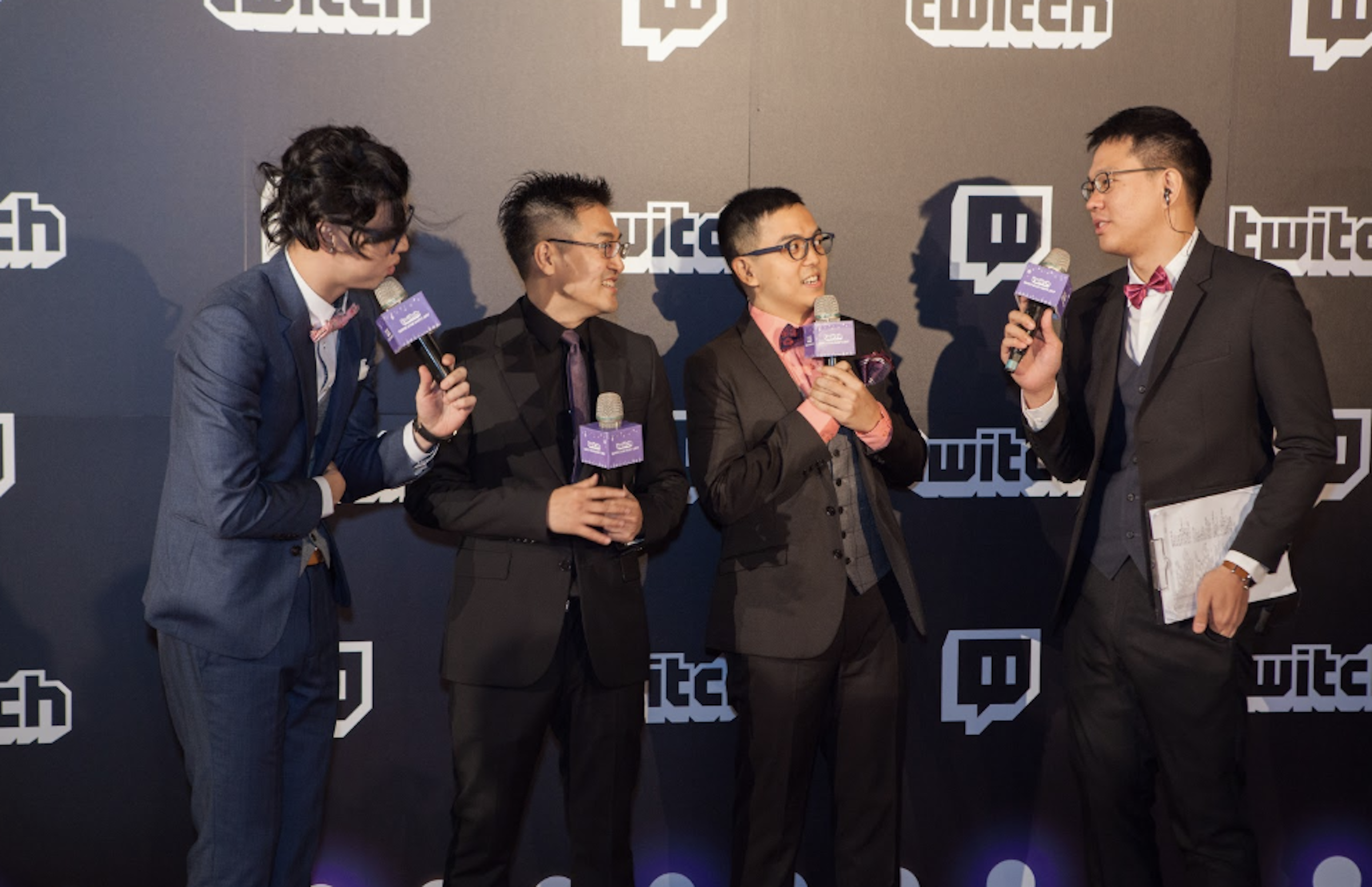 Twitch.tv, TwitchCon, Suit, Public Relations, STX IT20 RISK.5RV NR EO, Salaryman, Amazon Prime, Formal wear, Socialite, Flooring, twitchcon 2016 twitch prime streamline pin very rare & brand, suit, product, gentleman, formal wear, event, flooring