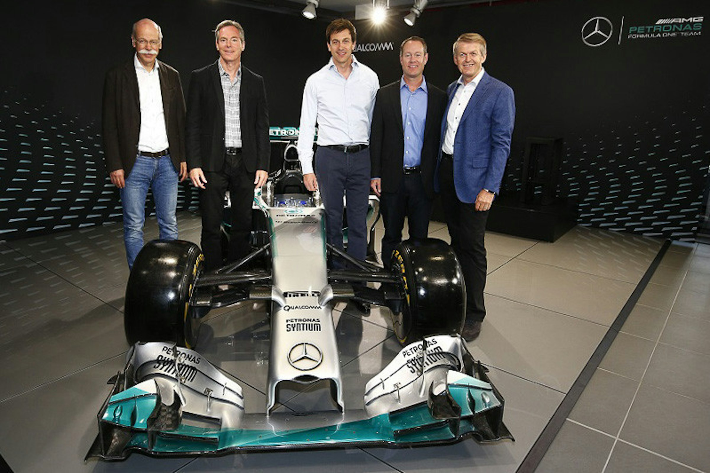 是藉無線技術使賽車數據蒐集更快速，高通與 MERCEDES AMG PETRONAS 於 F1 練習賽分享數據這篇文章的首圖