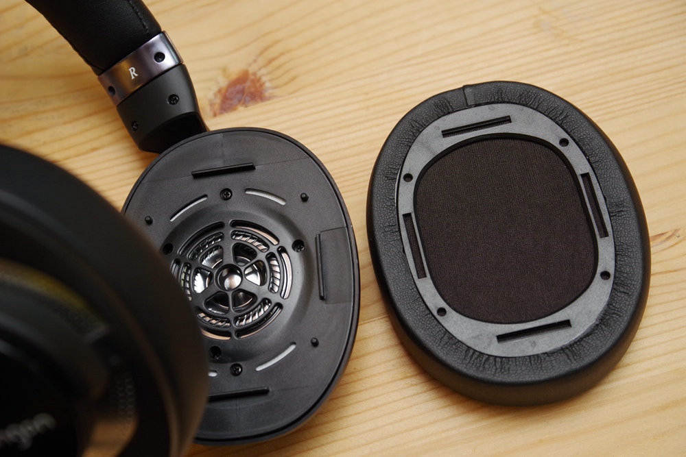 Headphones, , , High-resolution audio, Sound, Loudspeaker, Sony Corporation, 癮科技, ThinkPad X1 Carbon, Ear, headphones, technology, headphones, electronic device, audio equipment, audio, wheel, product