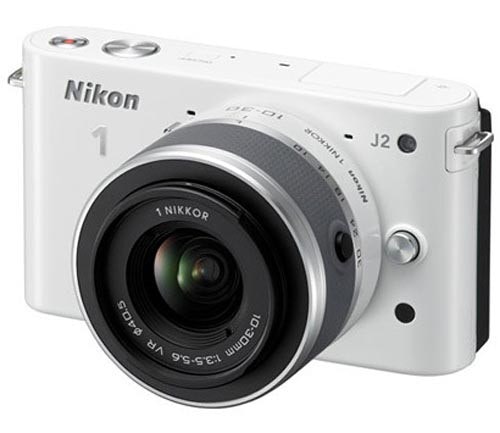 是Nikon 1 二代目， Nikon J2 以及全新薄型變焦鏡亮相這篇文章的首圖