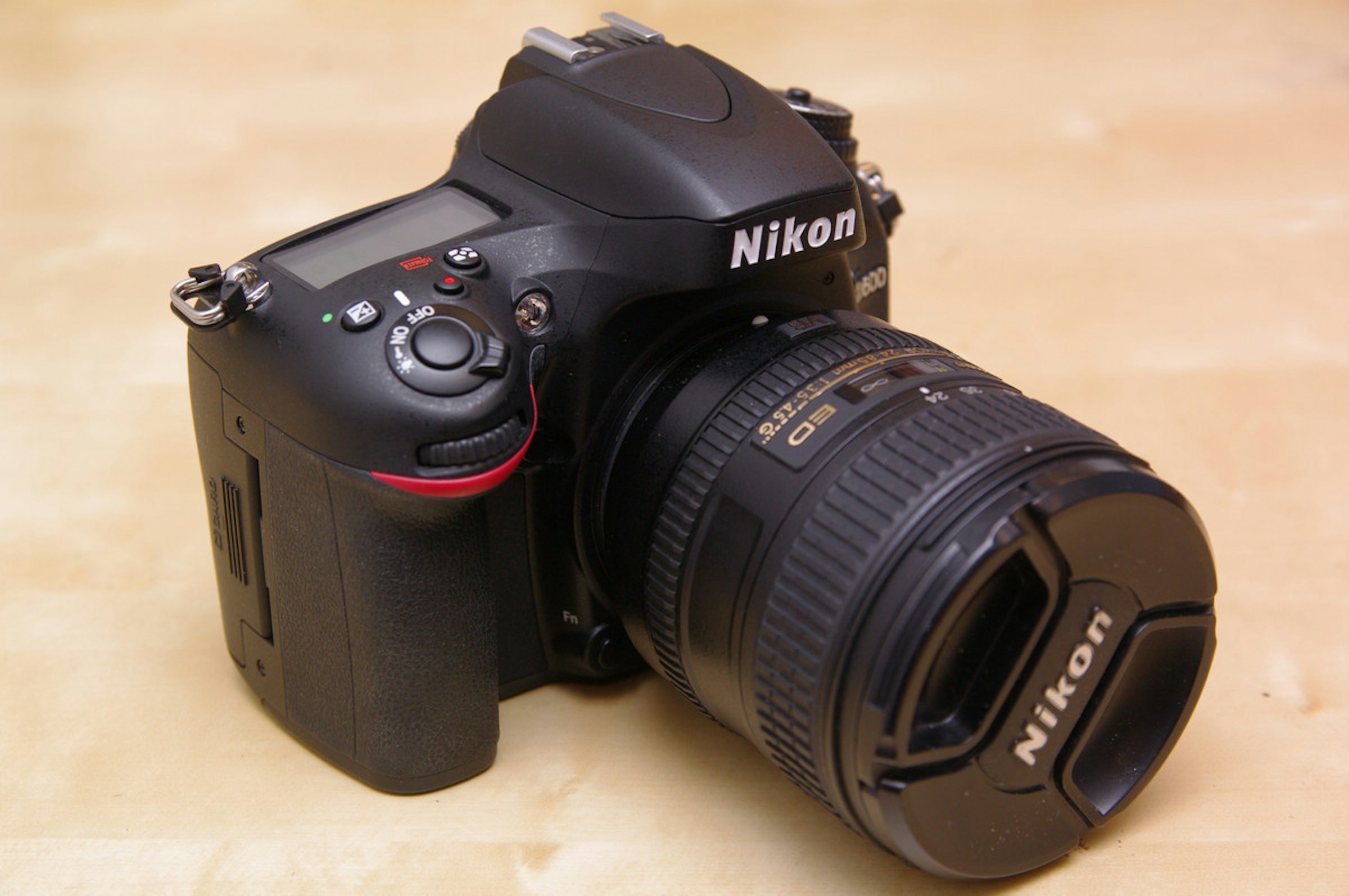 是進入全片幅領域的快車票，搭載情境模式的 Nikon D600 動手玩這篇文章的首圖