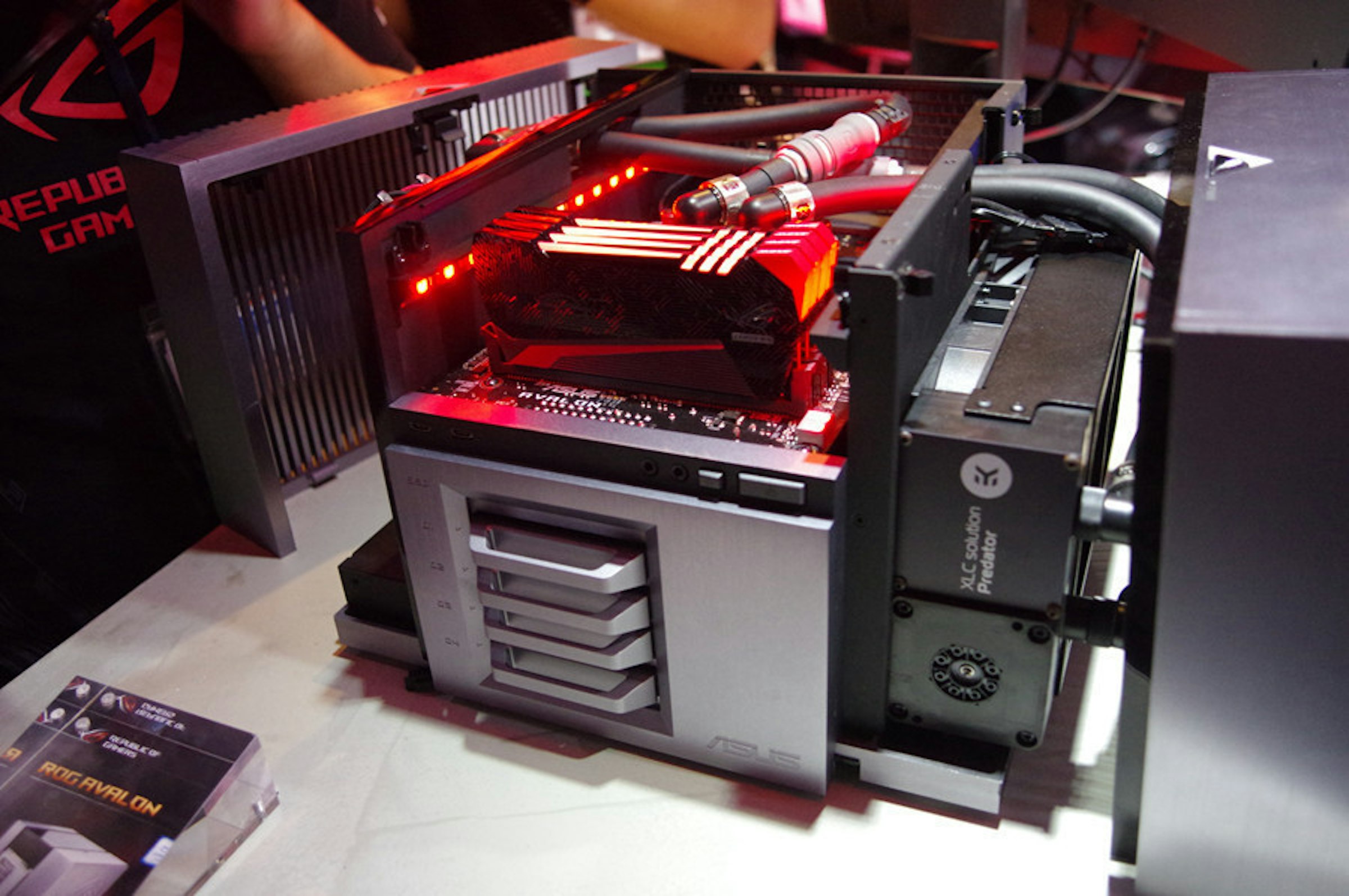 是Computex 2016 ：華碩 ROG 歡慶十周年，投下震撼彈模組化電腦計畫 ROG Avalon這篇文章的首圖