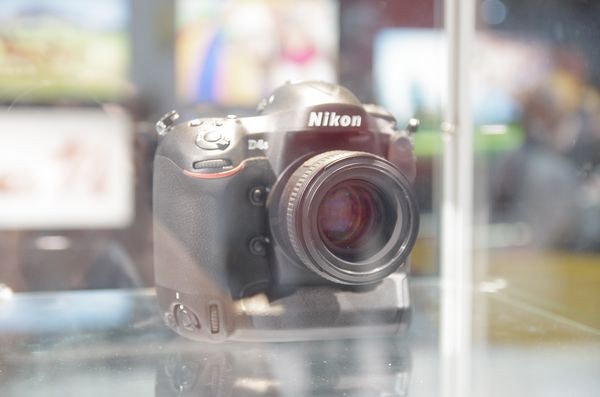 是CES 2014 ： Nikon 於攤位靜靜展出規格不明的 D4s 旗艦單眼這篇文章的首圖
