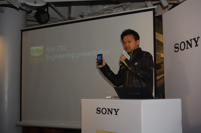是由旗艦孕育而出的新旗艦， Sony Walkman ZX2 設計師佐藤朝明談其設計理念 這篇文章的首圖