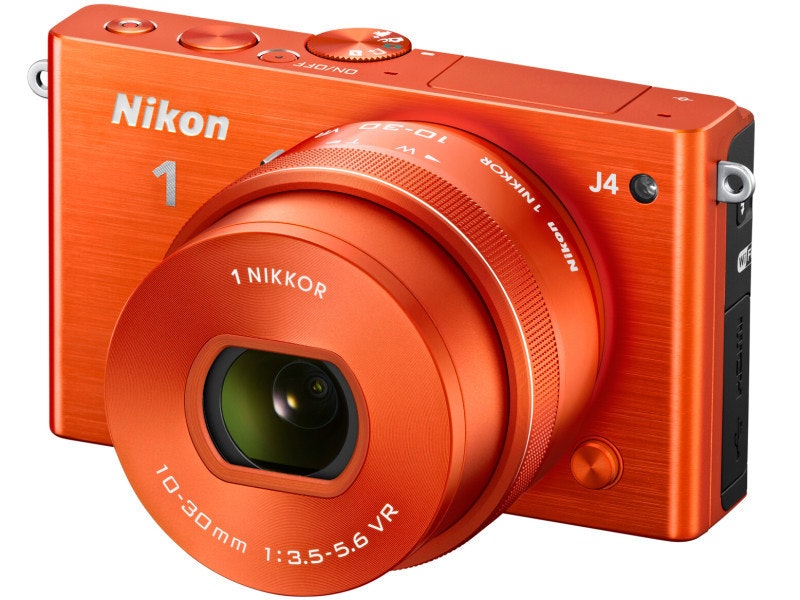 是Nikon 1 J4 發表，搭配新款電動變焦 Kit 與 V3 同級之 20fps 追蹤連拍這篇文章的首圖
