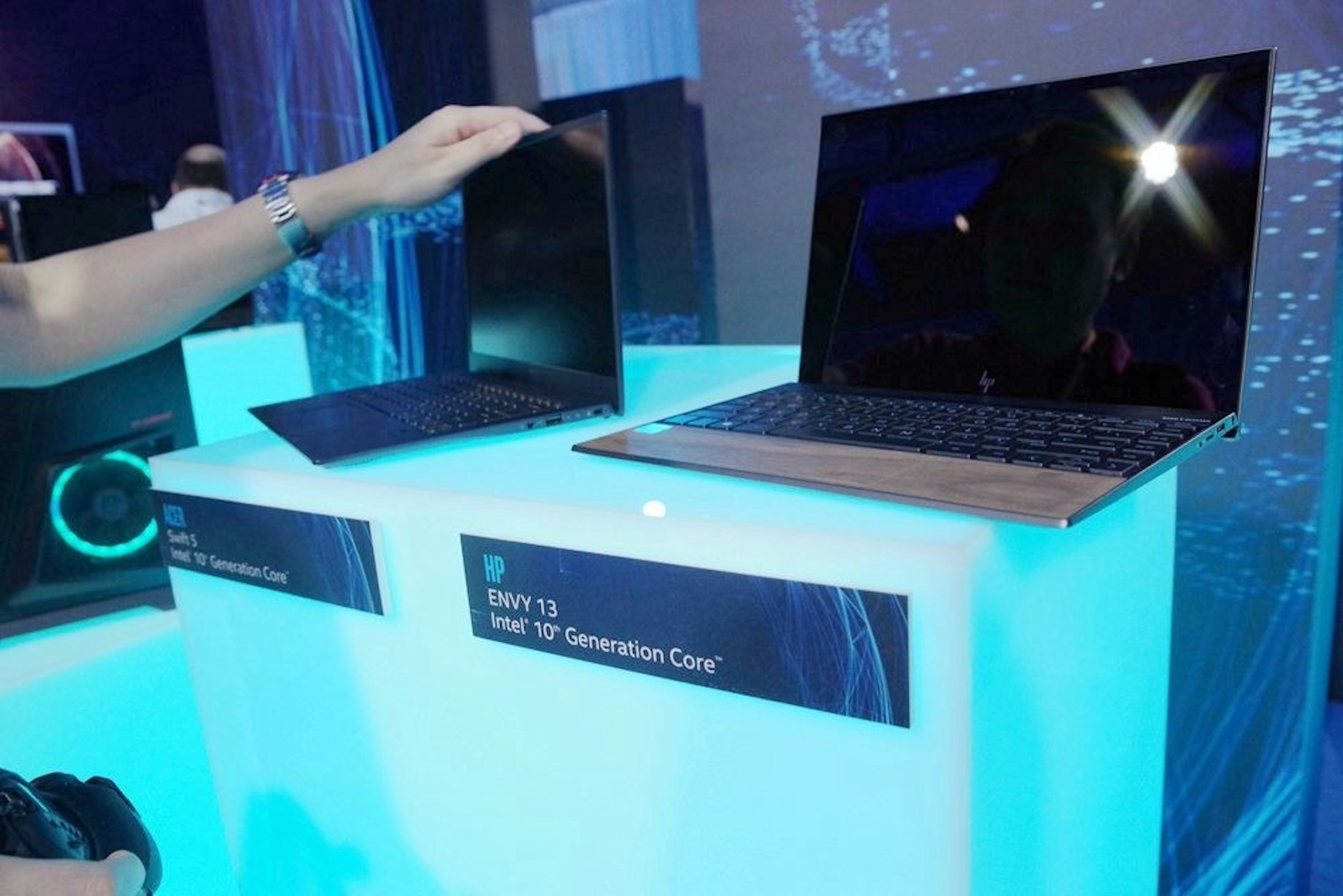 Laptop, Personal computer, , 2019 Computex Taipei, , , Display device, Zenbook, Asus, Computer, gadget, Gadget, Technology, Electronic device, Screen, Personal computer, Display device, Multimedia, Machine