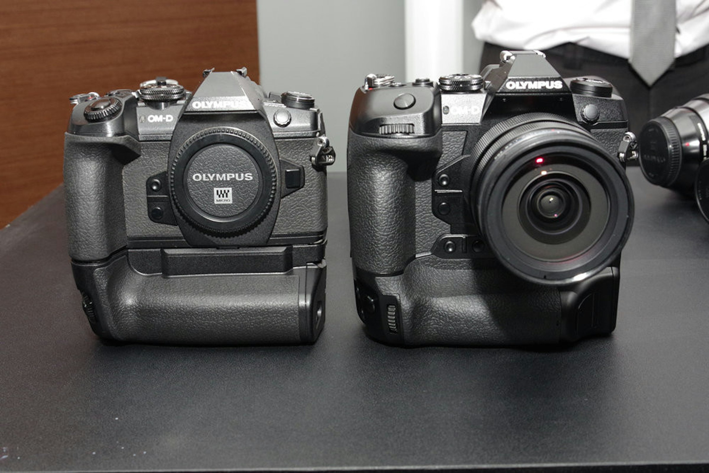 Digital SLR, Camera lens, Mirrorless interchangeable-lens camera, Photography, Single-lens reflex camera, Camera, Lens, Product, Product design, Vehicle, digital slr, Camera, Cameras & optics, Point-and-shoot camera, Camera accessory, Digital camera, Camera lens, Single-lens reflex camera, Reflex camera, Lens, Mirrorless interchangeable-lens camera