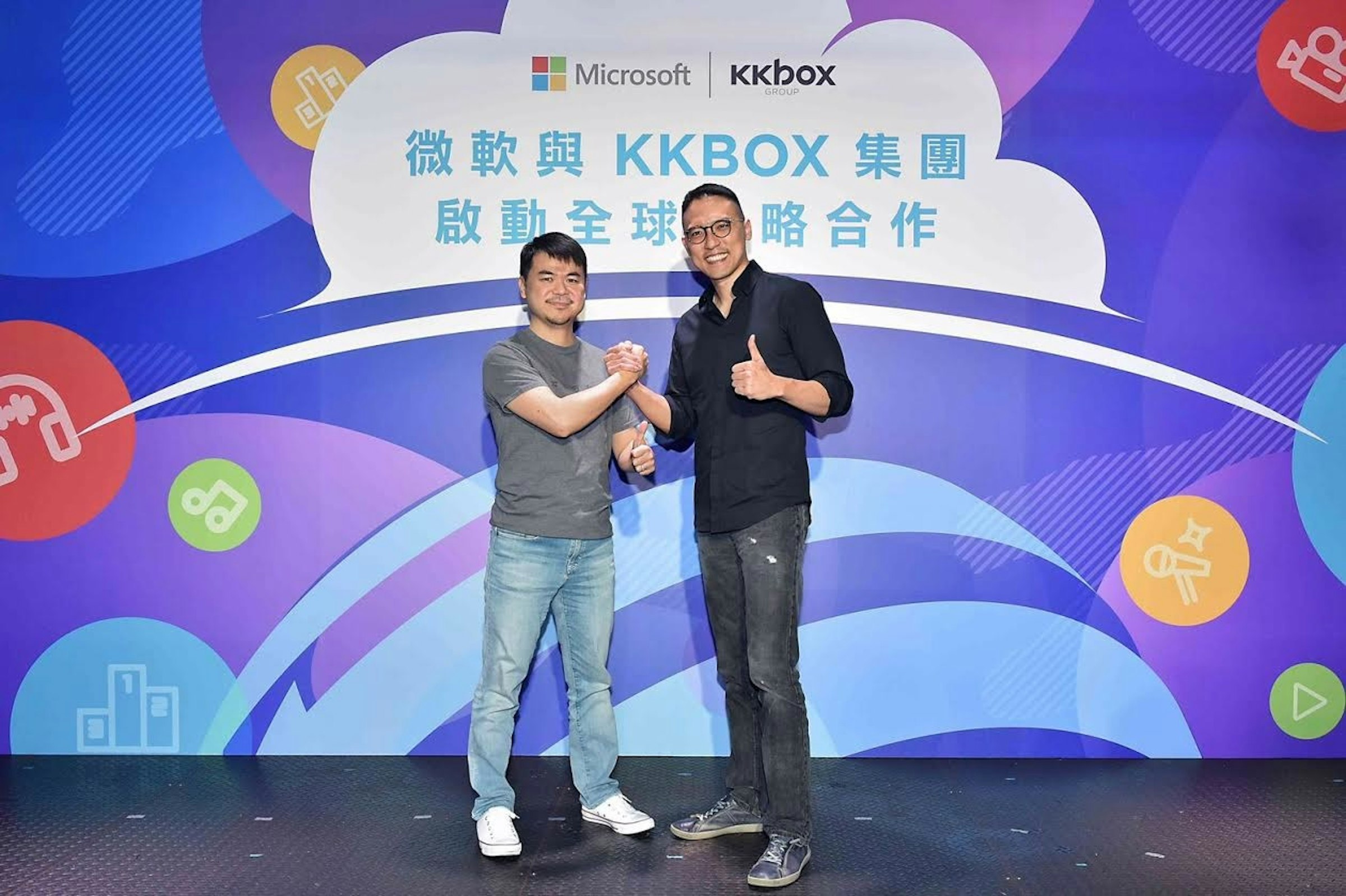 照片中提到了ккbox、Microsoft、GROUP，包含了民國堂、公共關係、產品、電視、能源