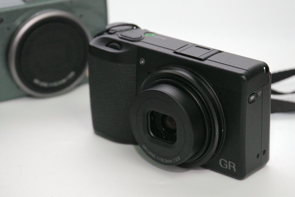 將旅途美景轉化為可一再回憶作品的創作利器，再評Ricoh GR III #定焦鏡