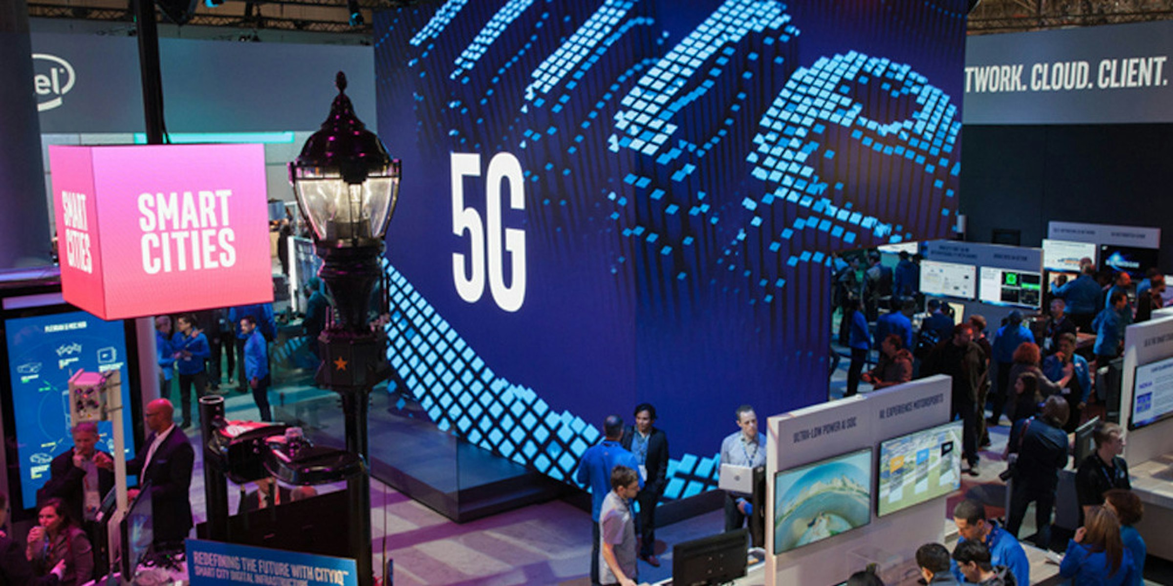 2019 Mobile World Congress, , Intel, 5G, Mobile Phones, 2018 Mobile World Congress, Modem, , Qualcomm, Qualcomm Snapdragon, intel mwc 2019, Display device, Electronics, Technology, Design, Led display, Games, Electronic device, Flat panel display, Advertising, Event