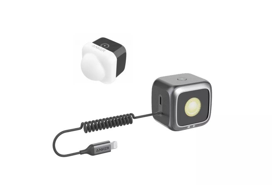 照片中提到了ANKER、ANKER,跟安克爾有關,包含了MFi計劃、iPhone 11、MFi計劃、蘋果、iPhone 11專業版