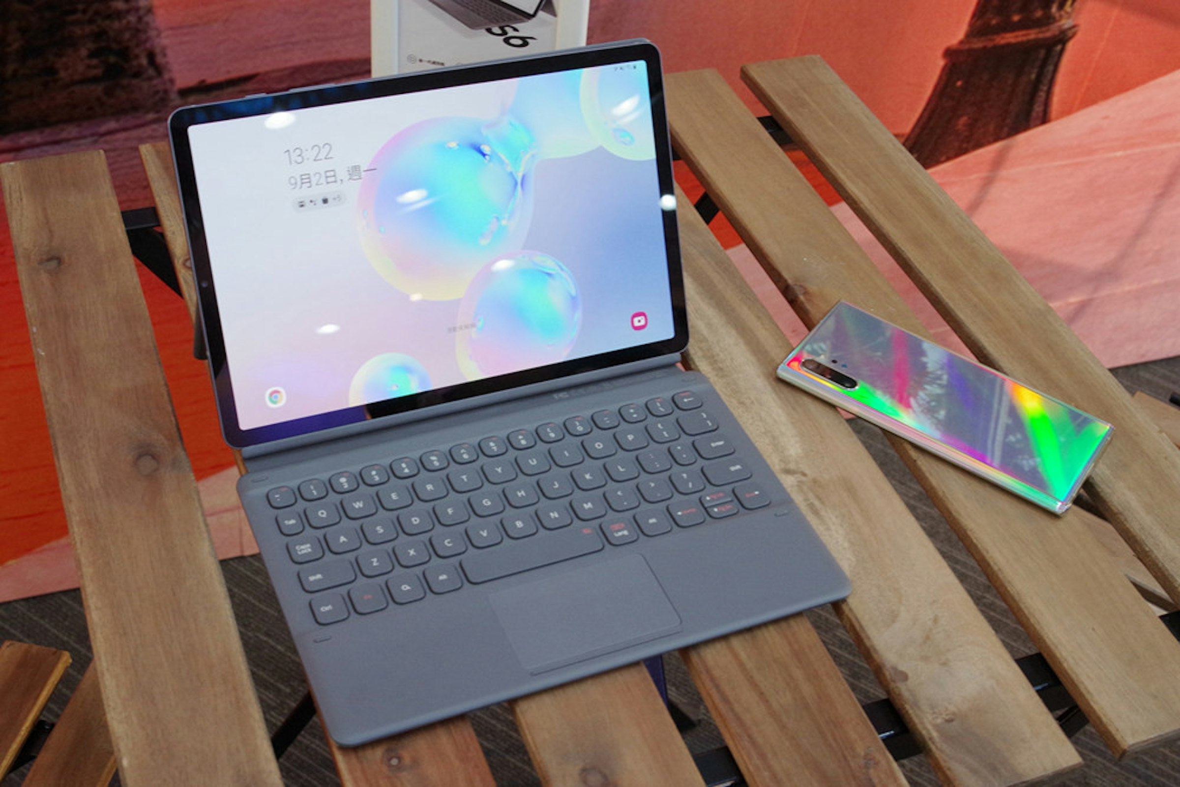 Netbook, Computer hardware, Computer, Desktop Computers, Personal computer, Product design, Display device, Gadget, Computer Monitors, Design, netbook, Laptop, Electronic device, Technology, Space bar, Personal computer, Netbook, Laptop part, Computer, Gadget, Screen