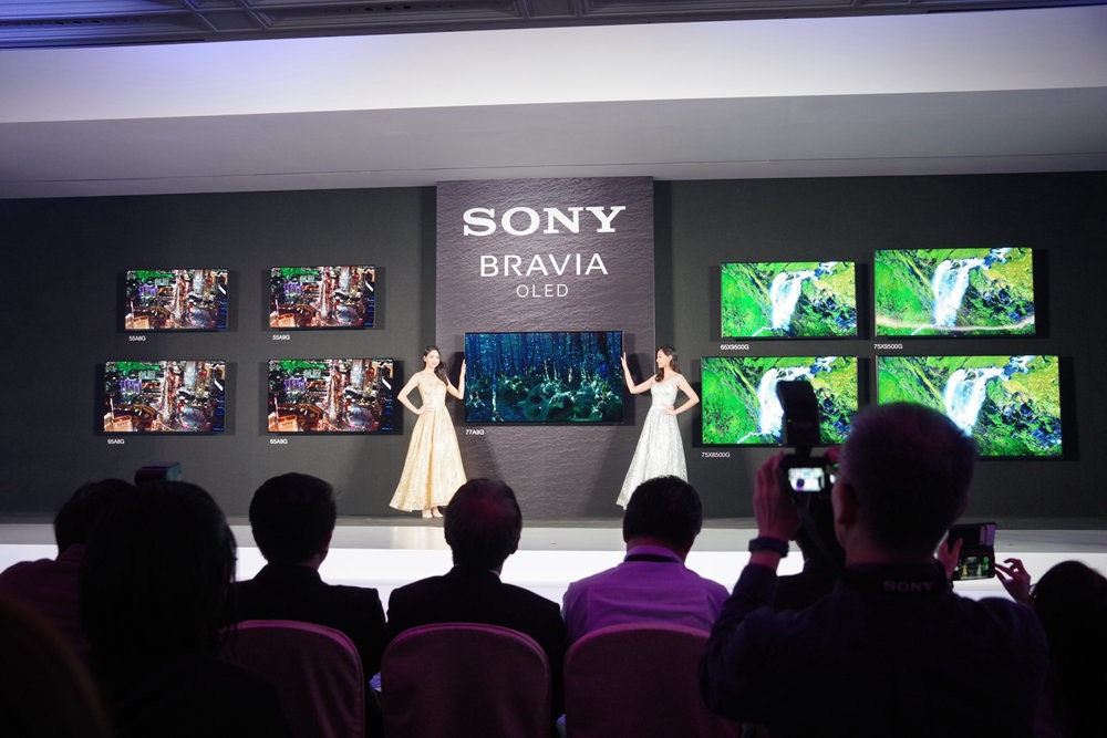 Display device, , Sony Corporation, Computer Monitors, Sony Mobile, sony corporation, Projection screen, Display device, Event, Technology, Design, Electronic device, Stage, Presentation, Gadget, Crowd